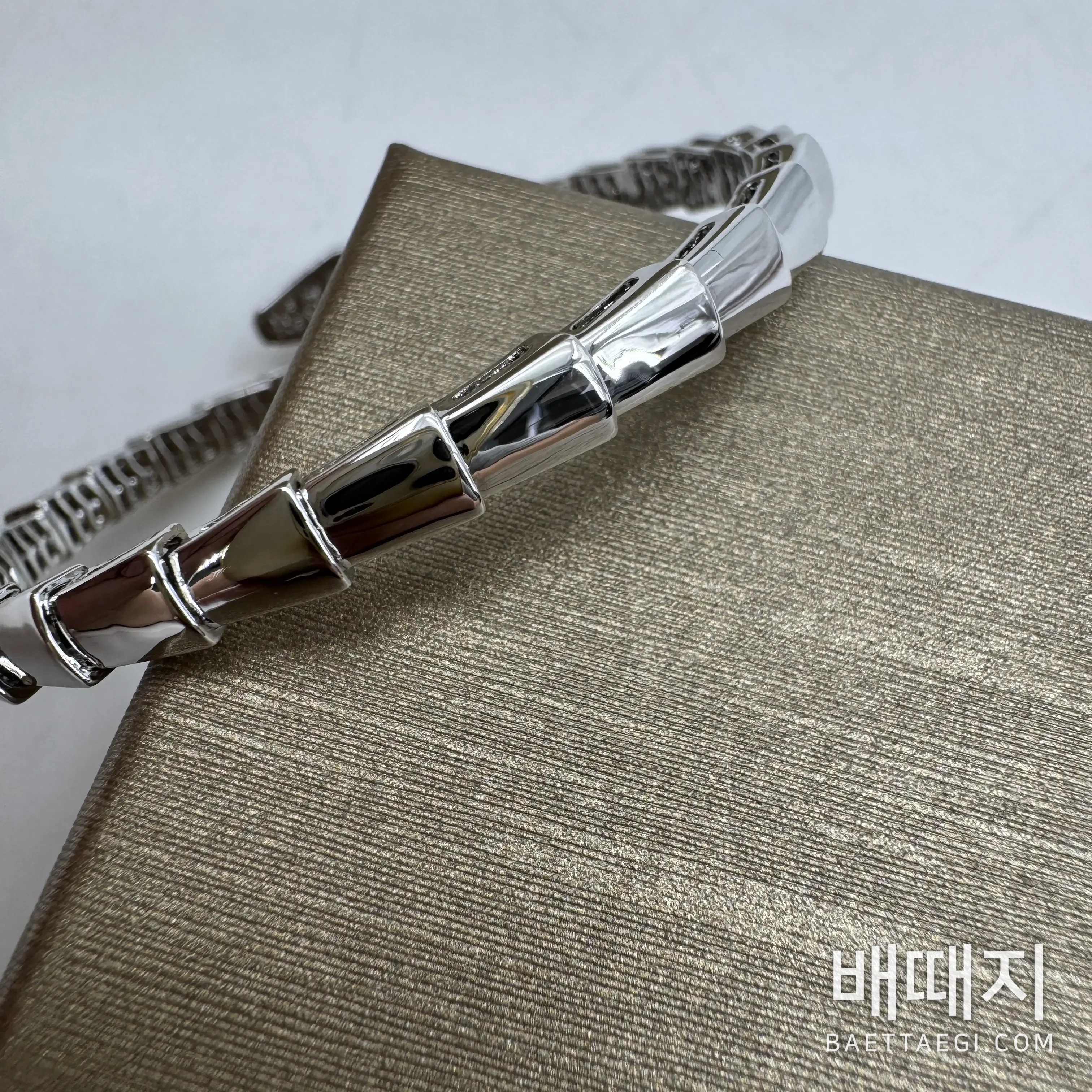 불가리 셀펜티 바이퍼 다이아몬드 뱅글 팔찌 178504 검수사진 5