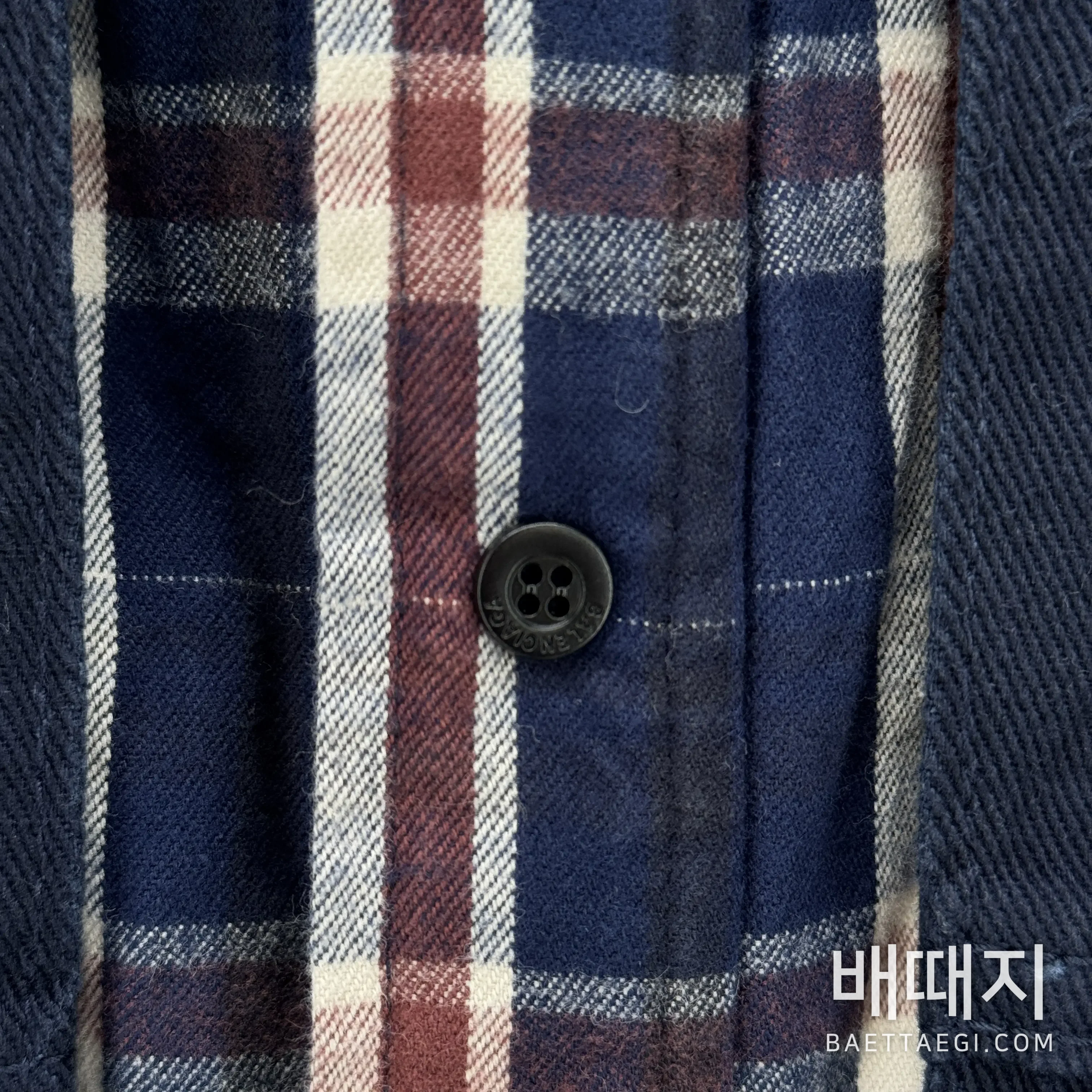발렌시아가 체크 패턴 패치워크 데님 자켓 196777 검수사진 2