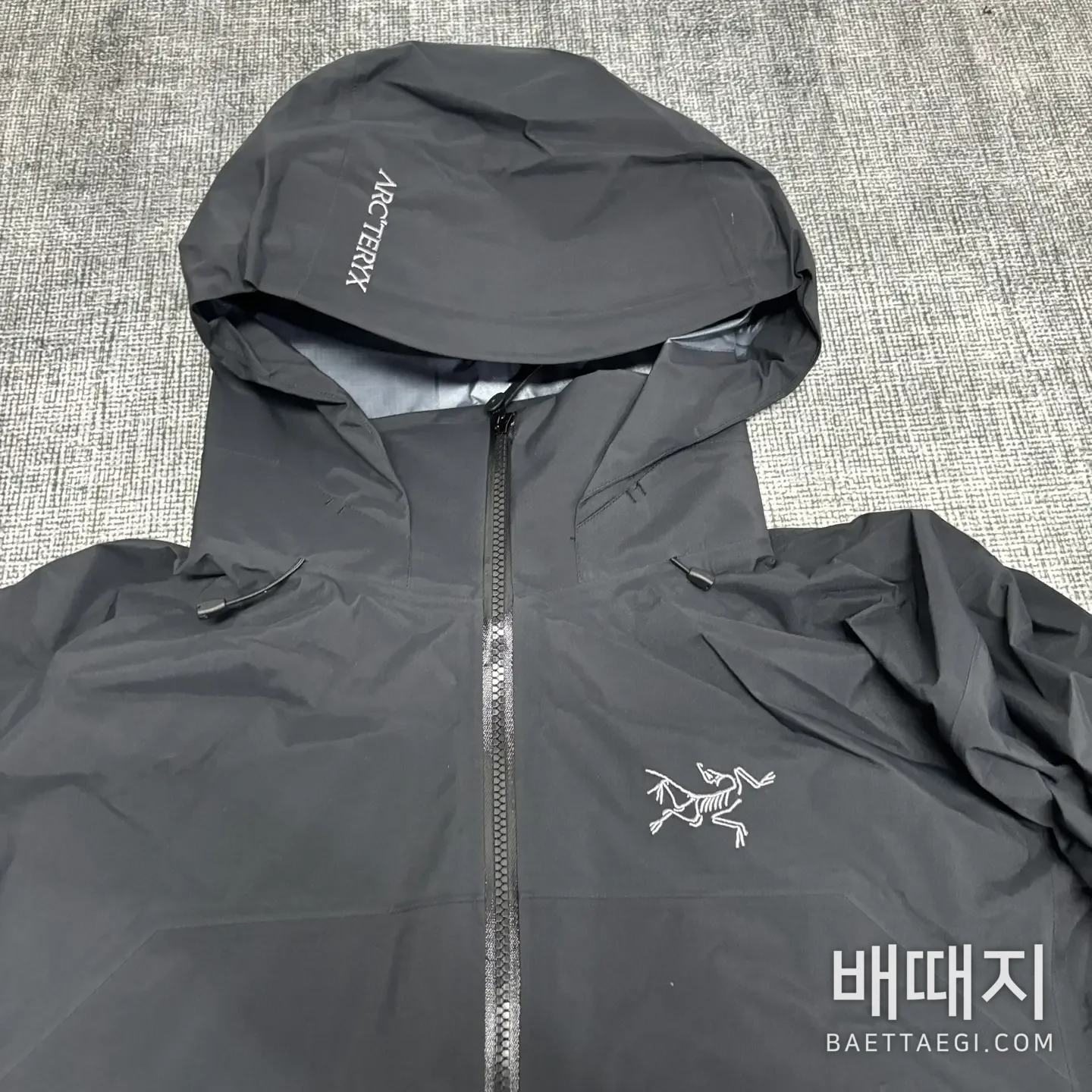 아크테릭스 [TZ] 베타 AR 자켓 블랙 200172 Arc'teryx Beta AR Jacket Black AR2026 검수사진 2