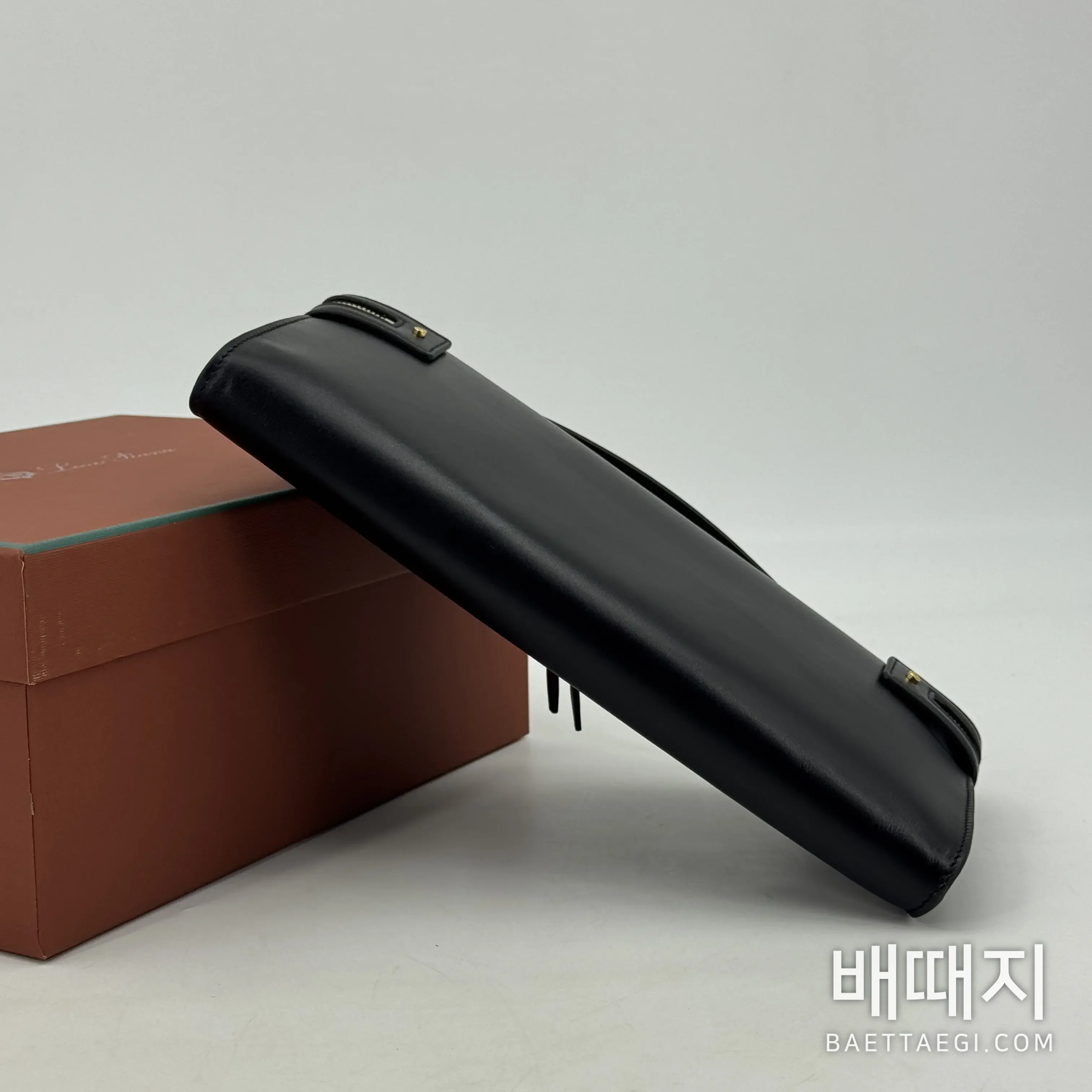 로로피아나 엑스트라 클러치백 LP29 검수사진 4