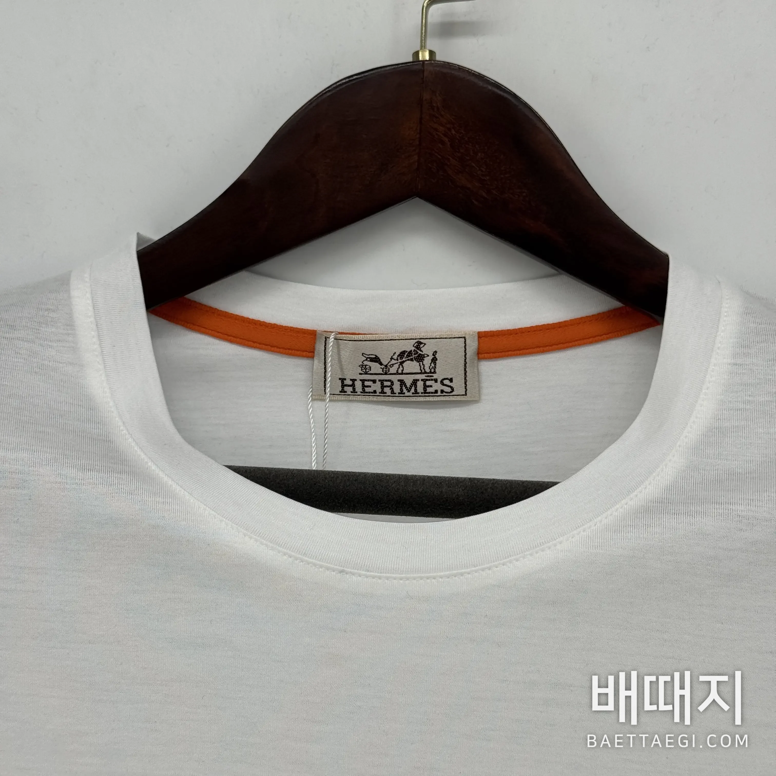 에르메스 남성 크루넥 반팔 티셔츠 137064 검수사진 3