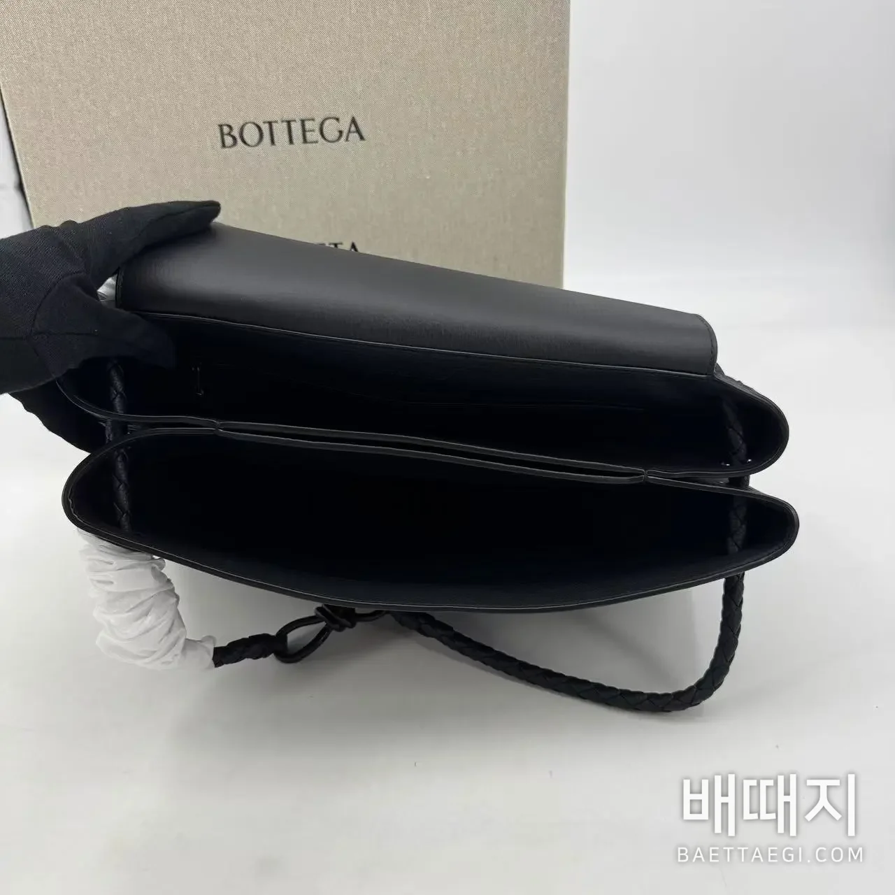 보테가베네타 인트레치아토 가죽 숄더백 115777 검수사진 7