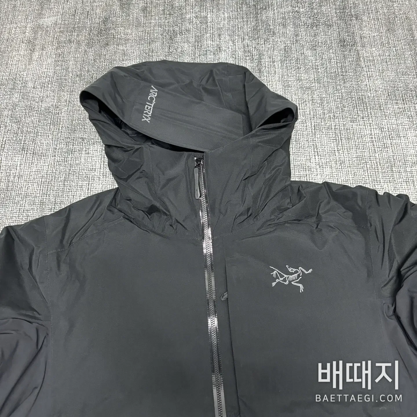 아크테릭스 [XF] 솔라노 다운 후디 블랙 206906 Arc'teryx Solano Down Hoody 검수사진 2
