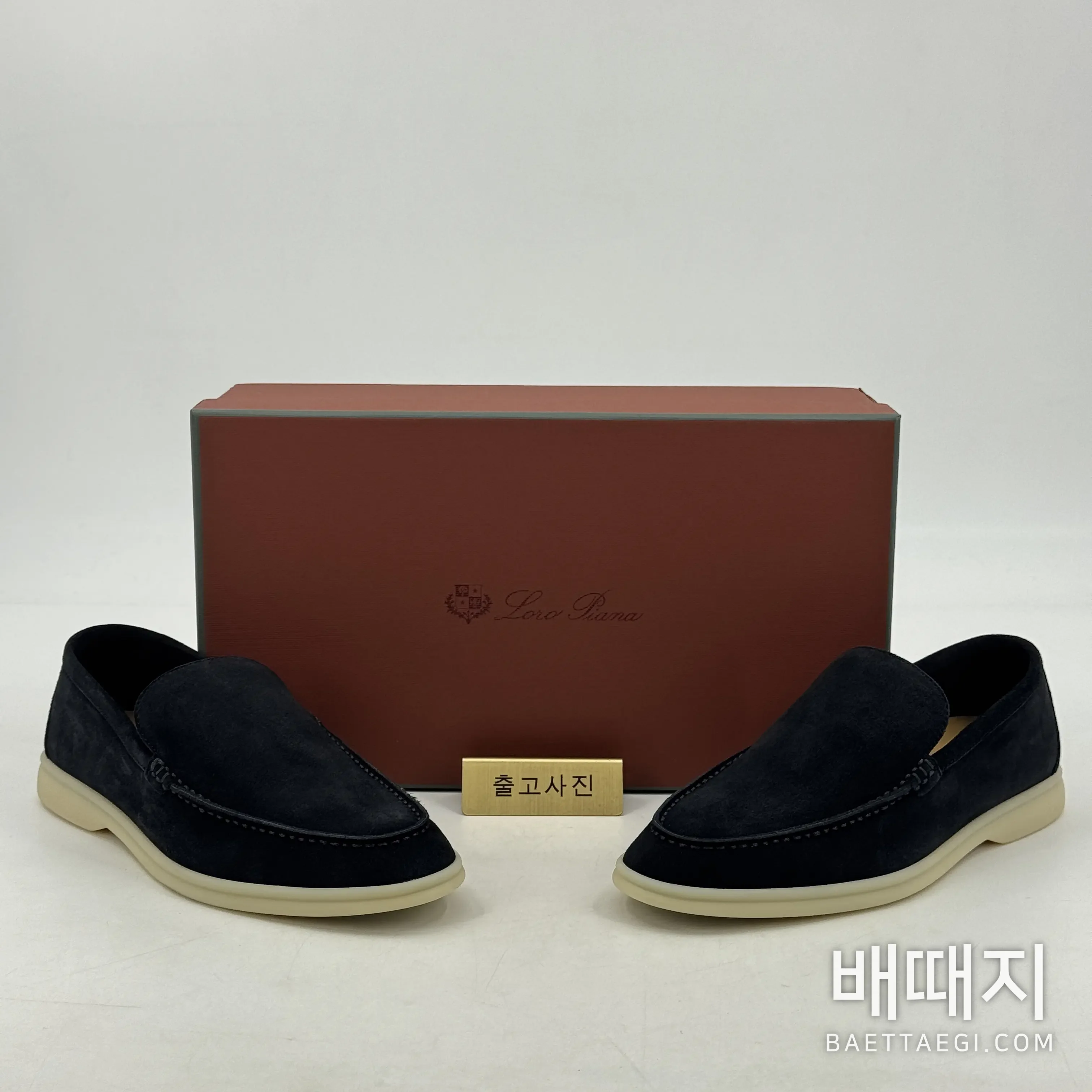 로로피아나 방수 가공 송아지가죽 남성 로퍼 94095 검수사진 1