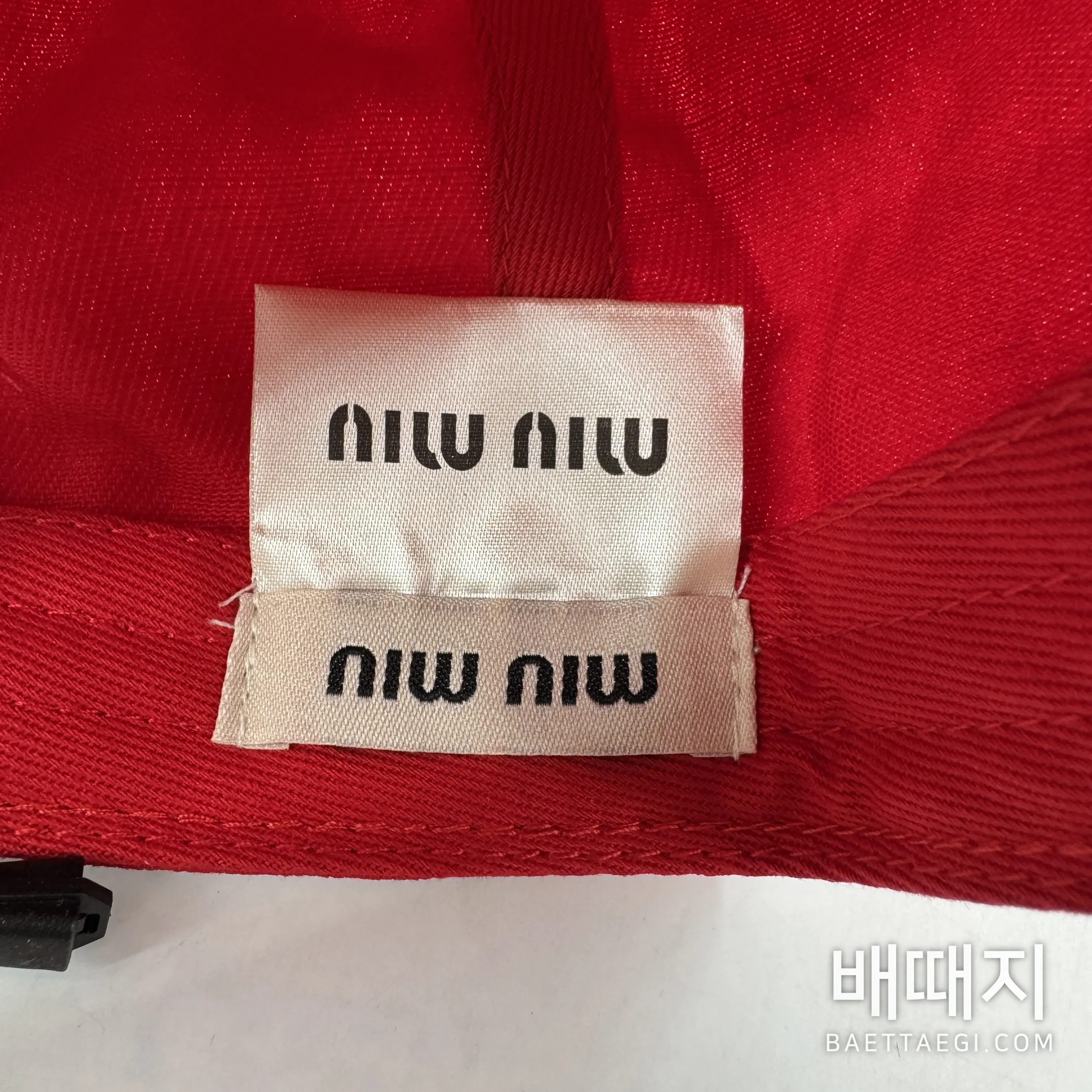 미우미우 자수 로고 베이스볼 캡 119550 검수사진 8