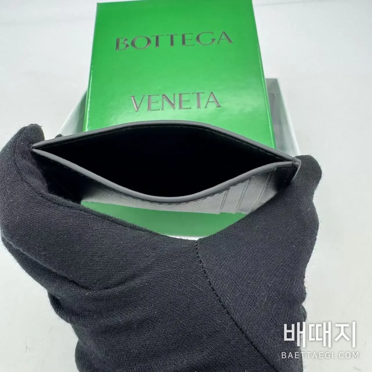 보테가베네타 소가죽 카드 홀더 지갑 121510 검수사진 5