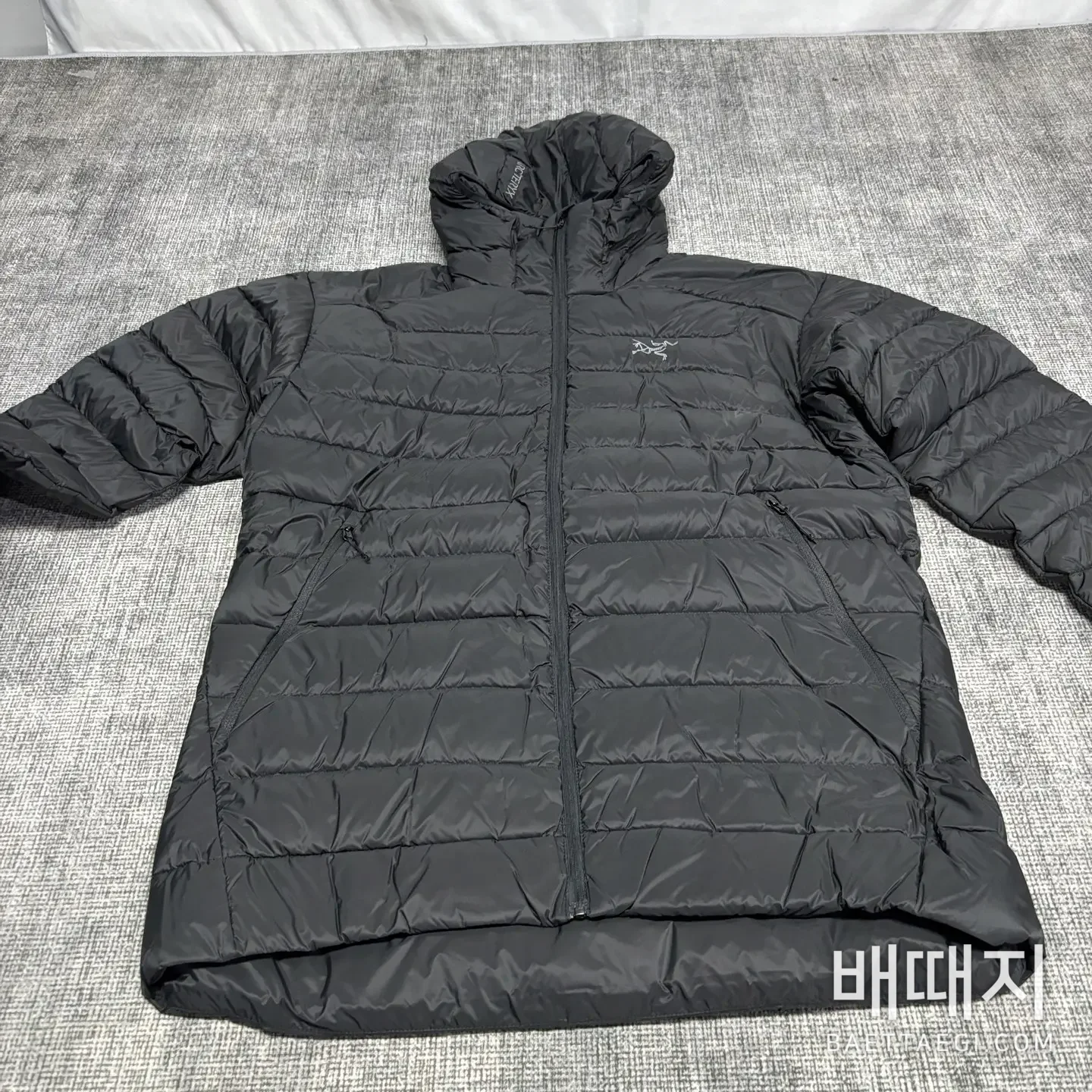 아크테릭스 [TZ] 세리움 LT 후디 자켓 퀼팅 블랙 실버 200171 Arc'teryx Cerium LT Hoody Jacket Phatasm 검수사진 1