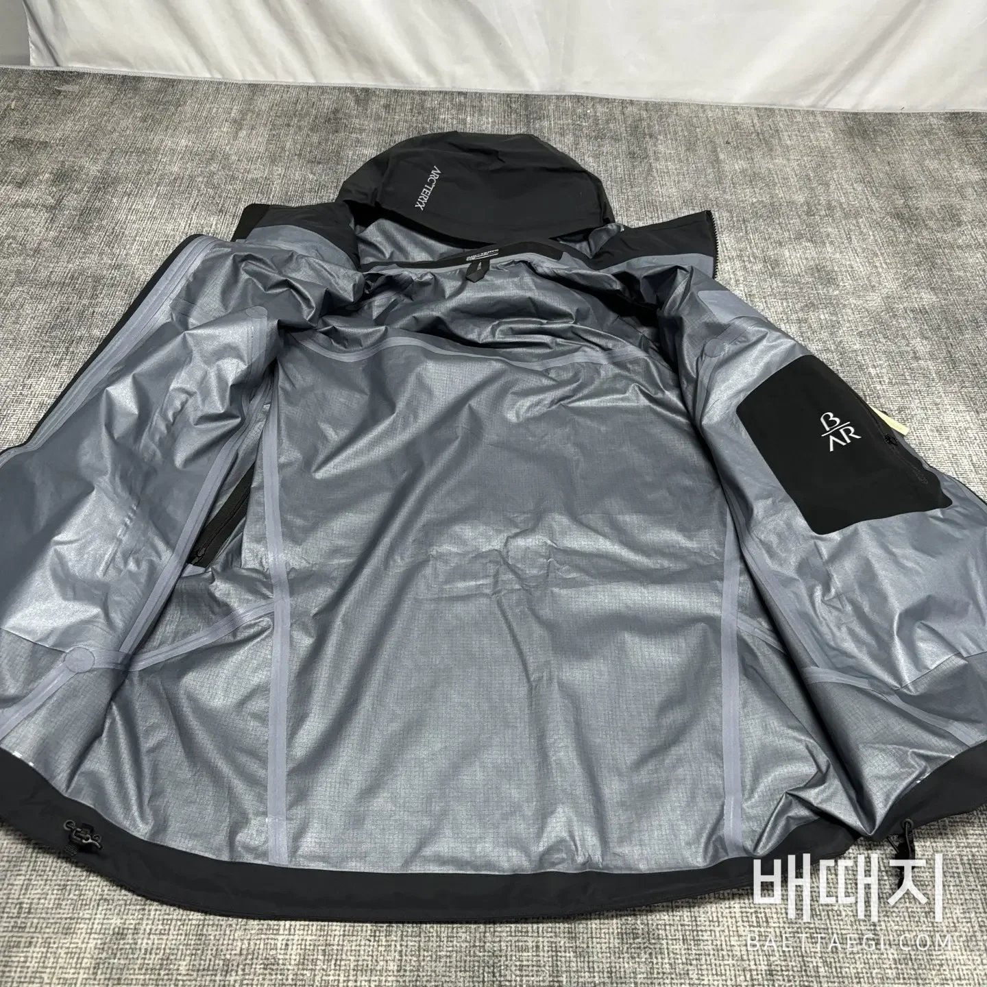 아크테릭스 [TZ] 베타 AR 자켓 블랙 200172 Arc'teryx Beta AR Jacket Black AR2026 검수사진 3