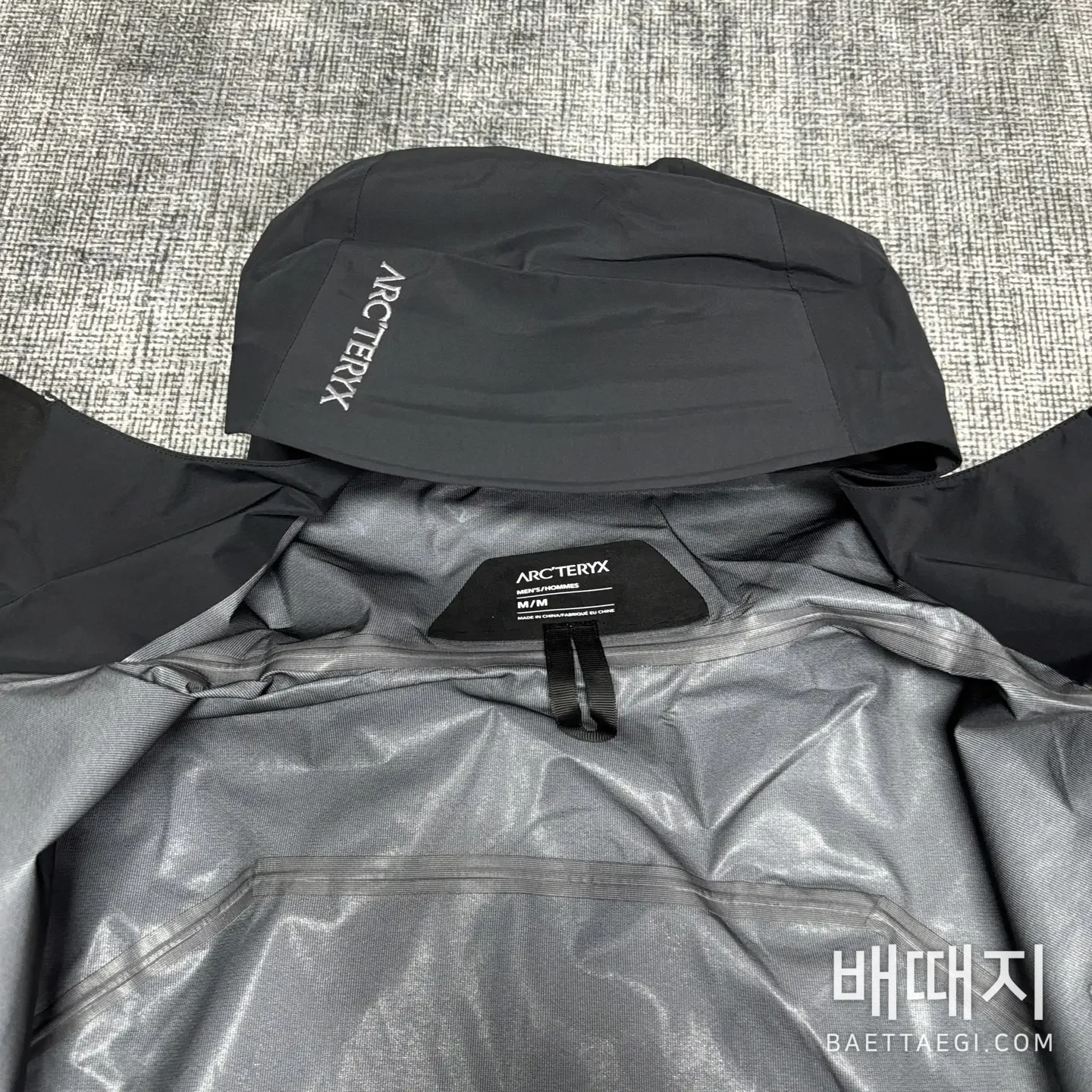 아크테릭스 베타 자켓 블랙 200154 Arc'teryx Beta Jacket Black 검수사진 3