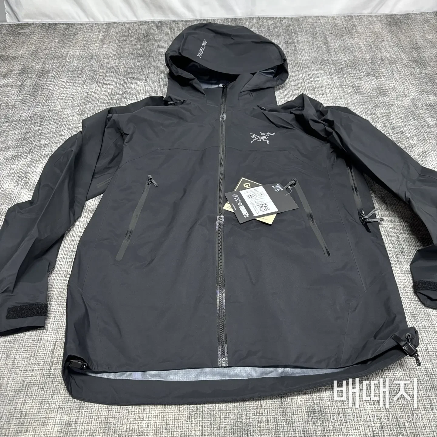 아크테릭스 [TZ] 베타 AR 자켓 블랙 200172 Arc'teryx Beta AR Jacket Black AR2026 검수사진 1