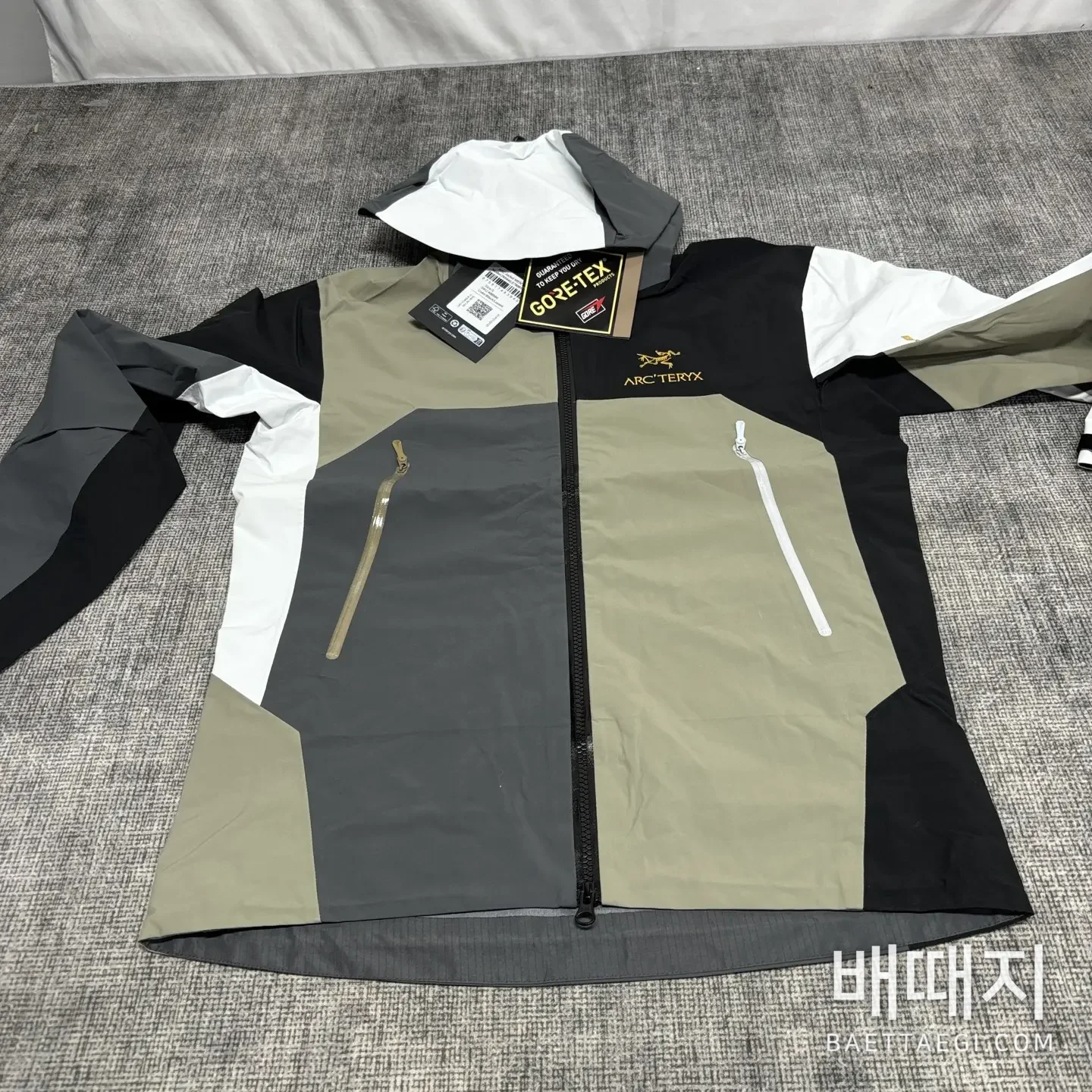 아크테릭스 빔즈 베타 자켓 디멘션 일본 한정 200147 Arc'teryx BEAMS Beta Jacket Dimensions 검수사진 1