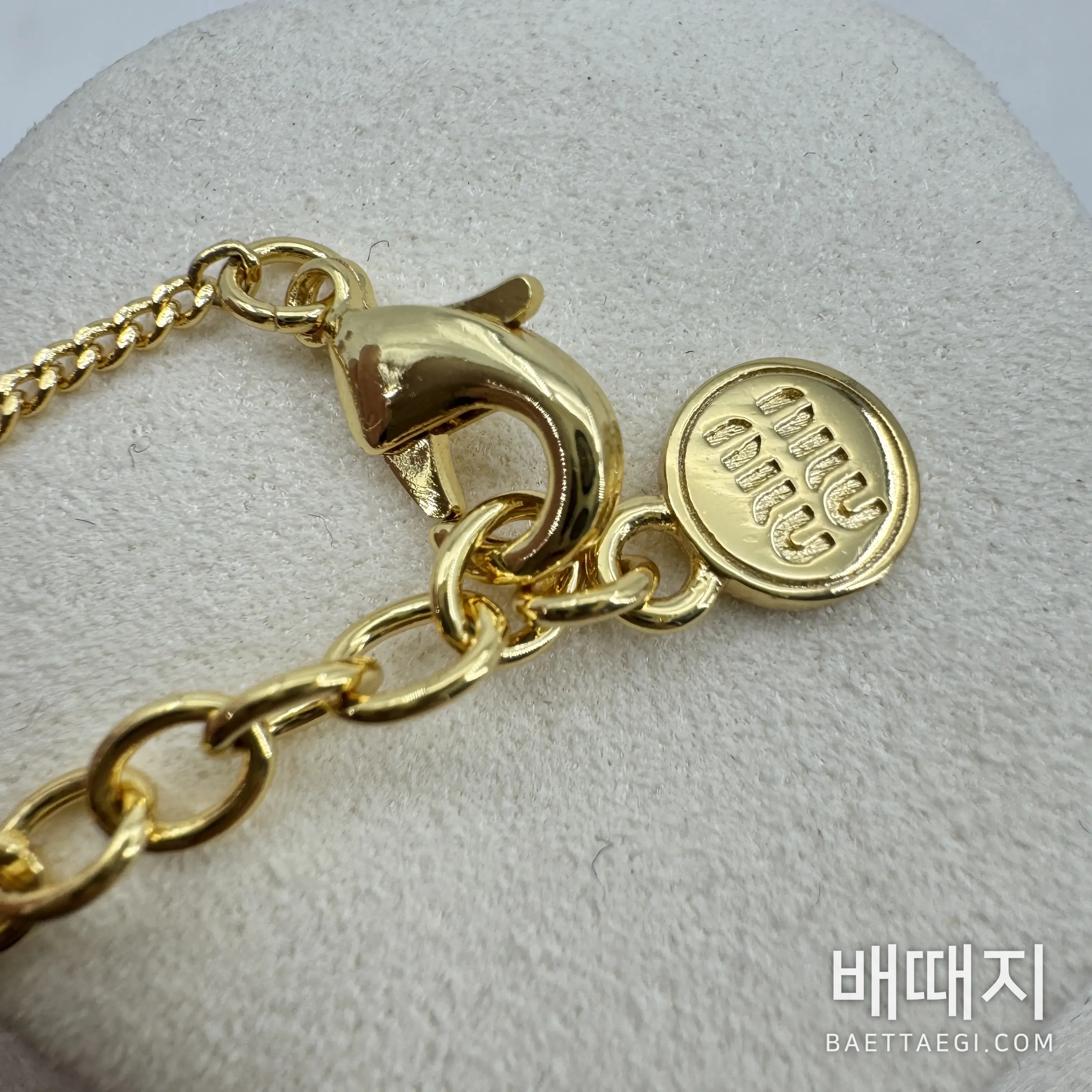 미우미우 화이트 에나멜 하트 목걸이 135641 검수사진 6