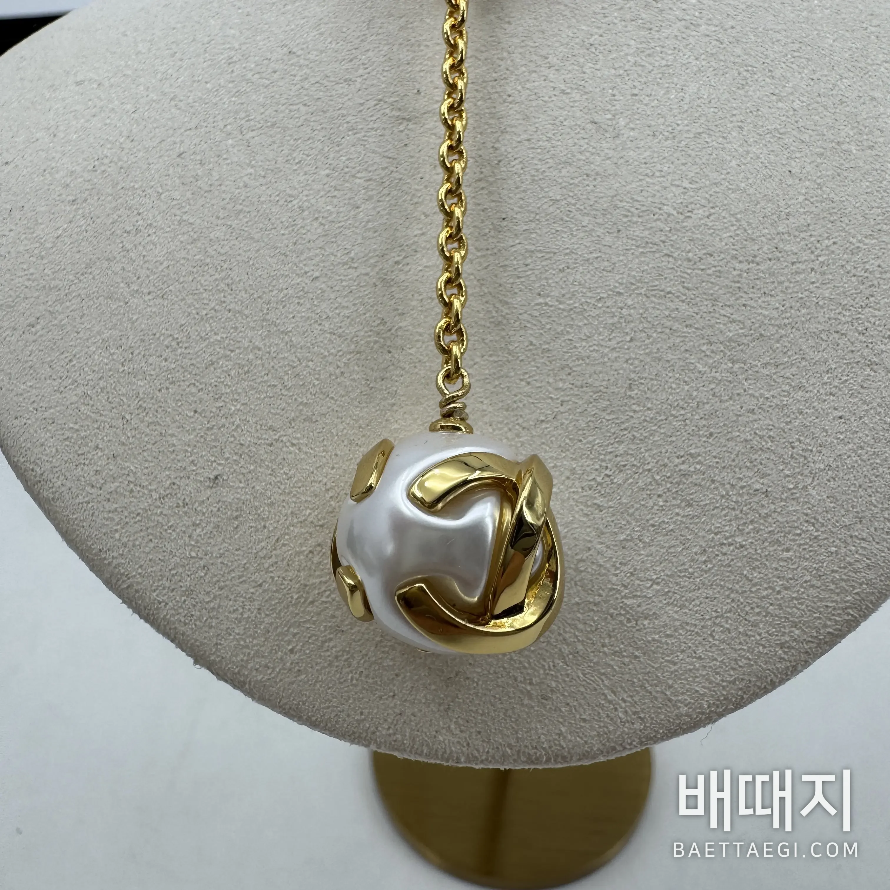 샤넬 더블 C 구체 펜던트 Y자형 목걸이 203789 검수사진 3