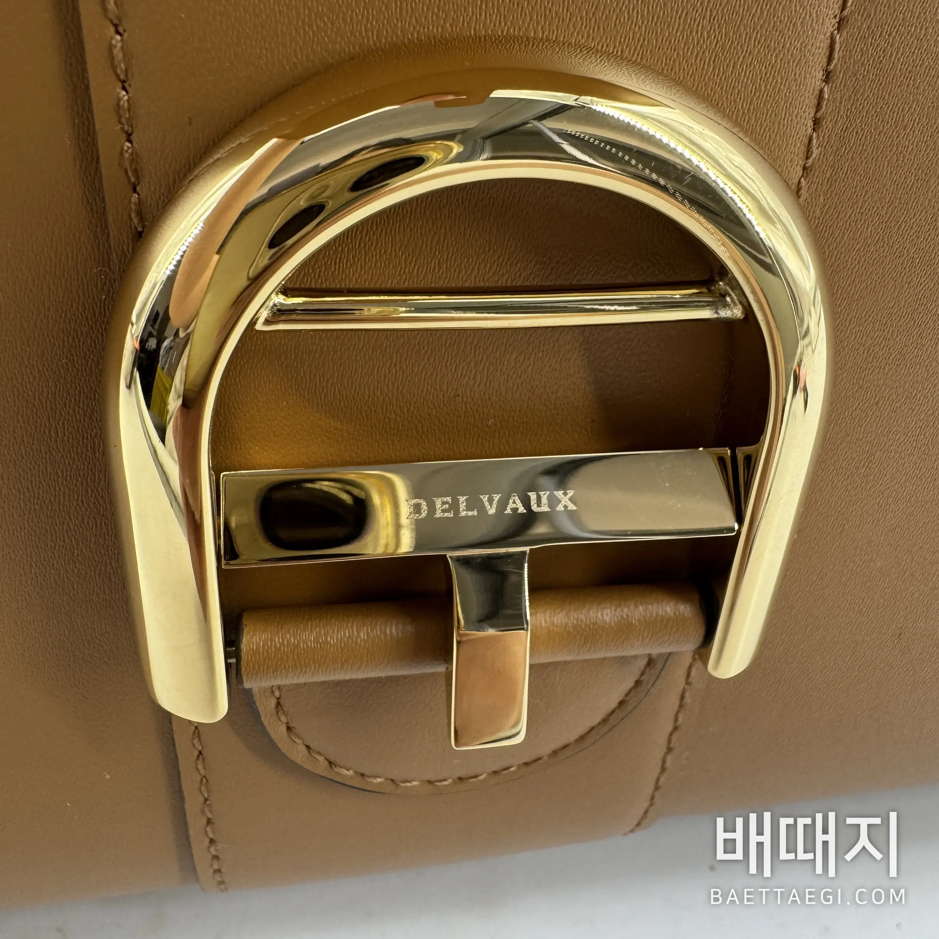 델보 더블 링 브릴리언트 박스 가죽 PM 숄더백 191157 검수사진 5