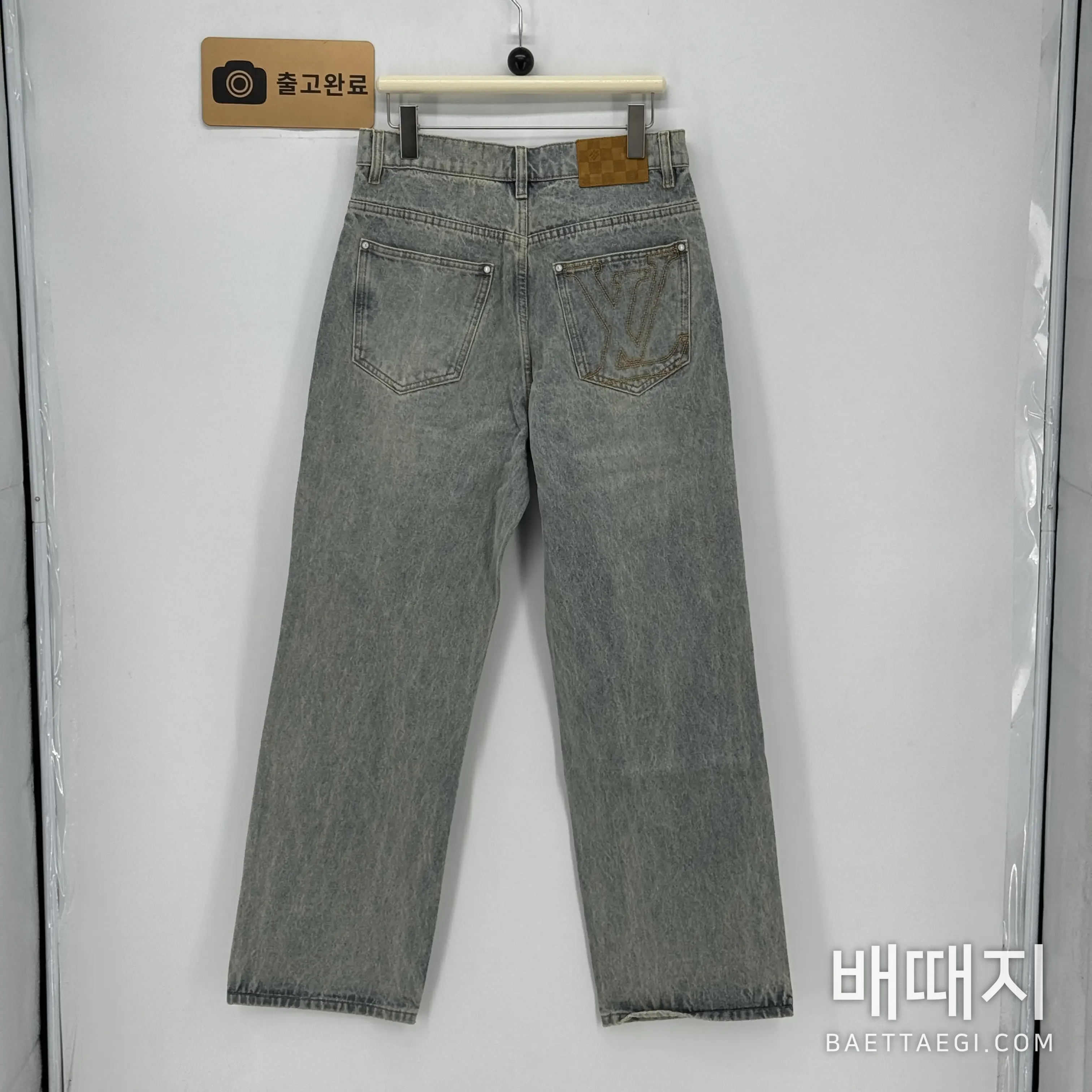 루이비통 LV 로고 자수 와이드 데님 바지 16363 검수사진 5