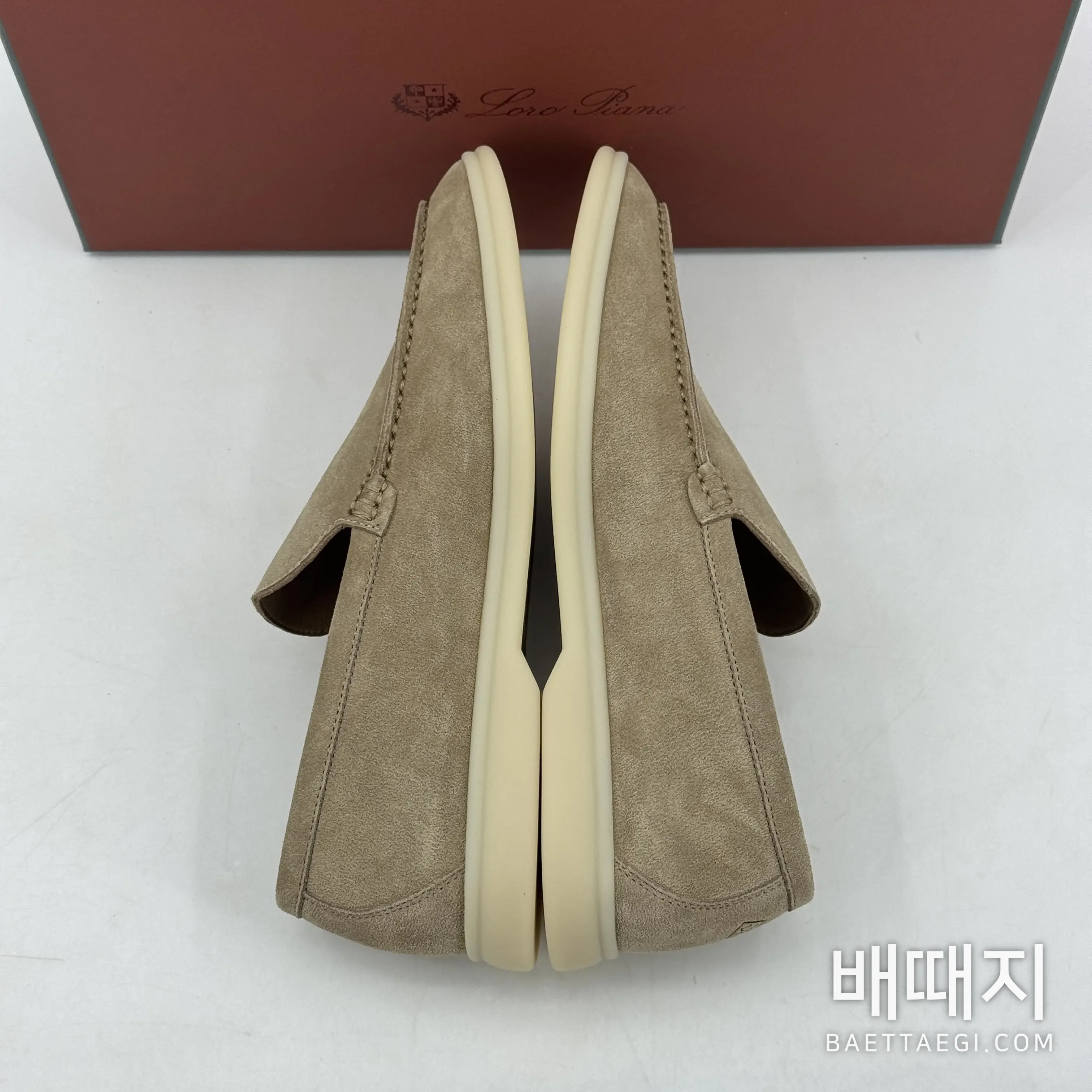 로로피아나 발수 가공 카프 스킨 화이트 로퍼 94092 검수사진 6