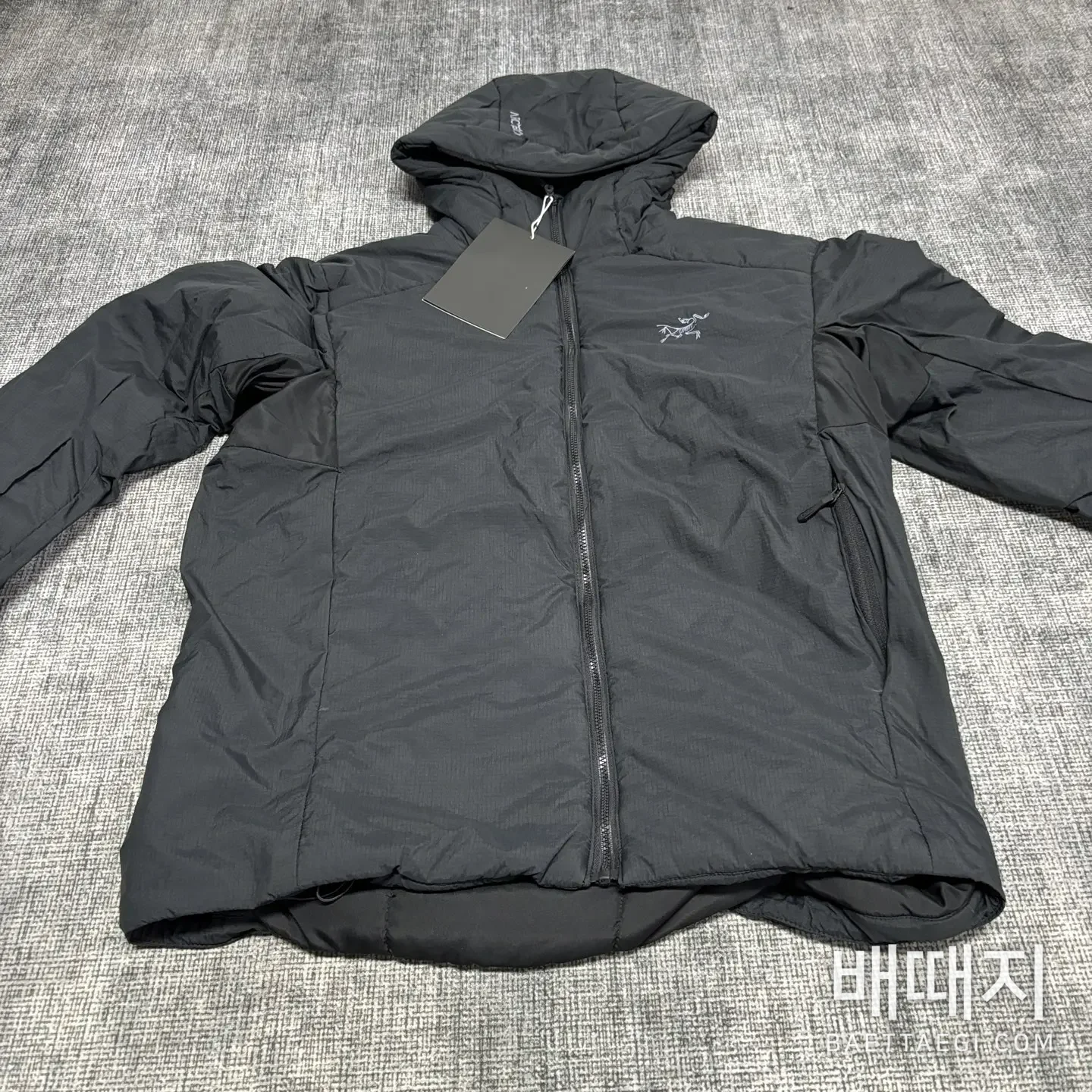 아크테릭스 [TZ] 아톰 LT 후디 2.0 블랙 200179 Arc'teryx Atom LT Hoodie 2.0 검수사진 1