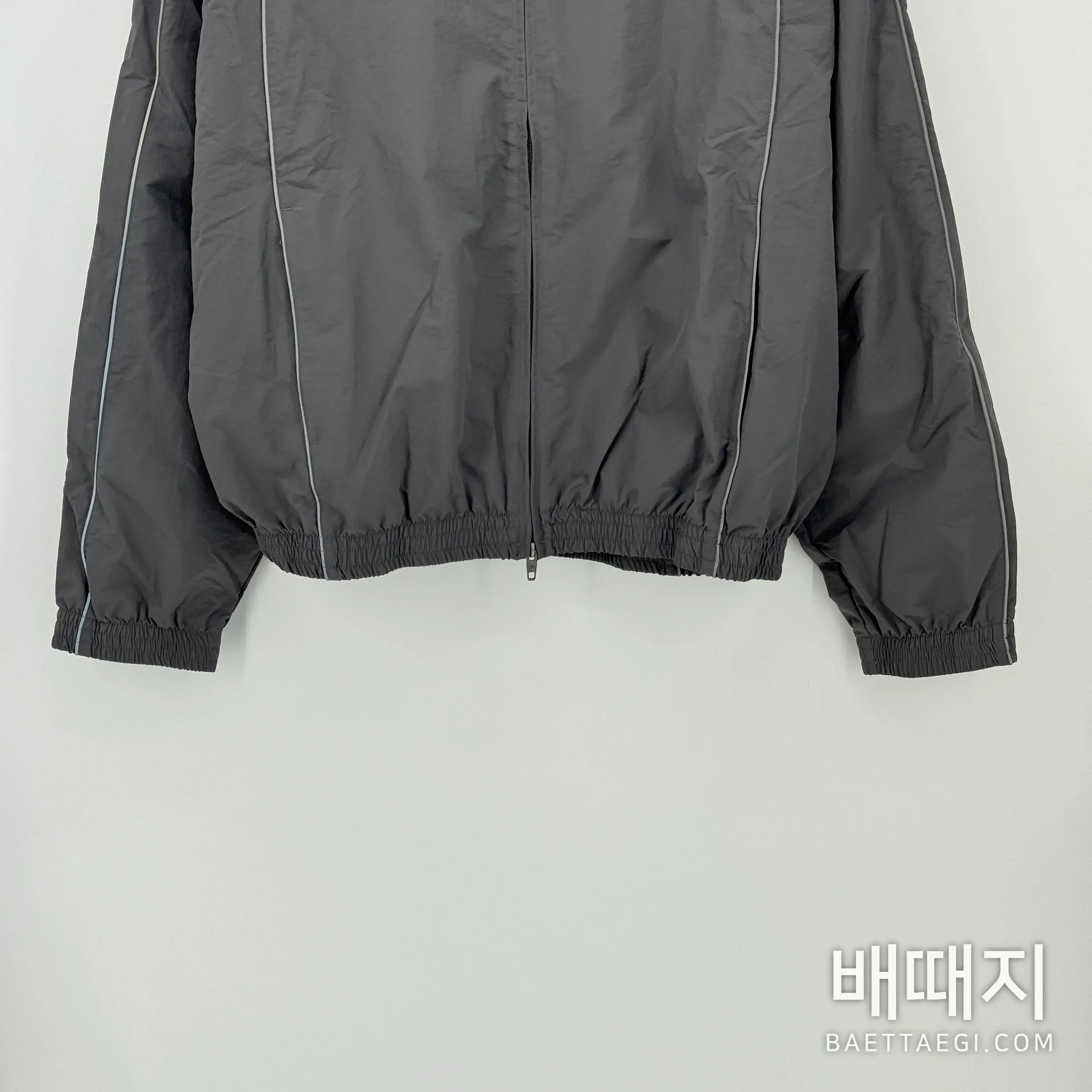 발렌시아가 나일론 남성 자켓 146736 검수사진 2