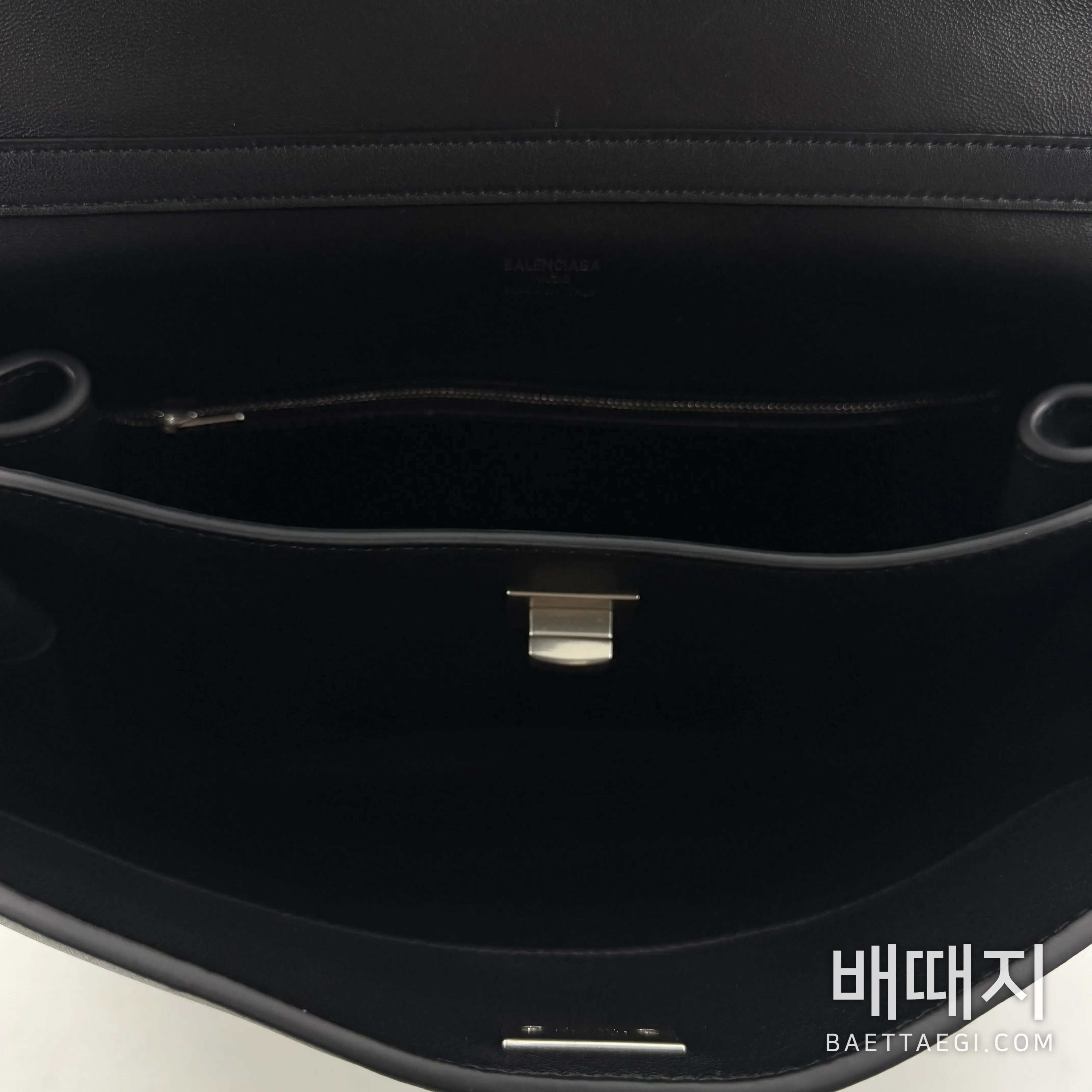 발렌시아가 중간 사이즈 검정 핸드백 78972 검수사진 16