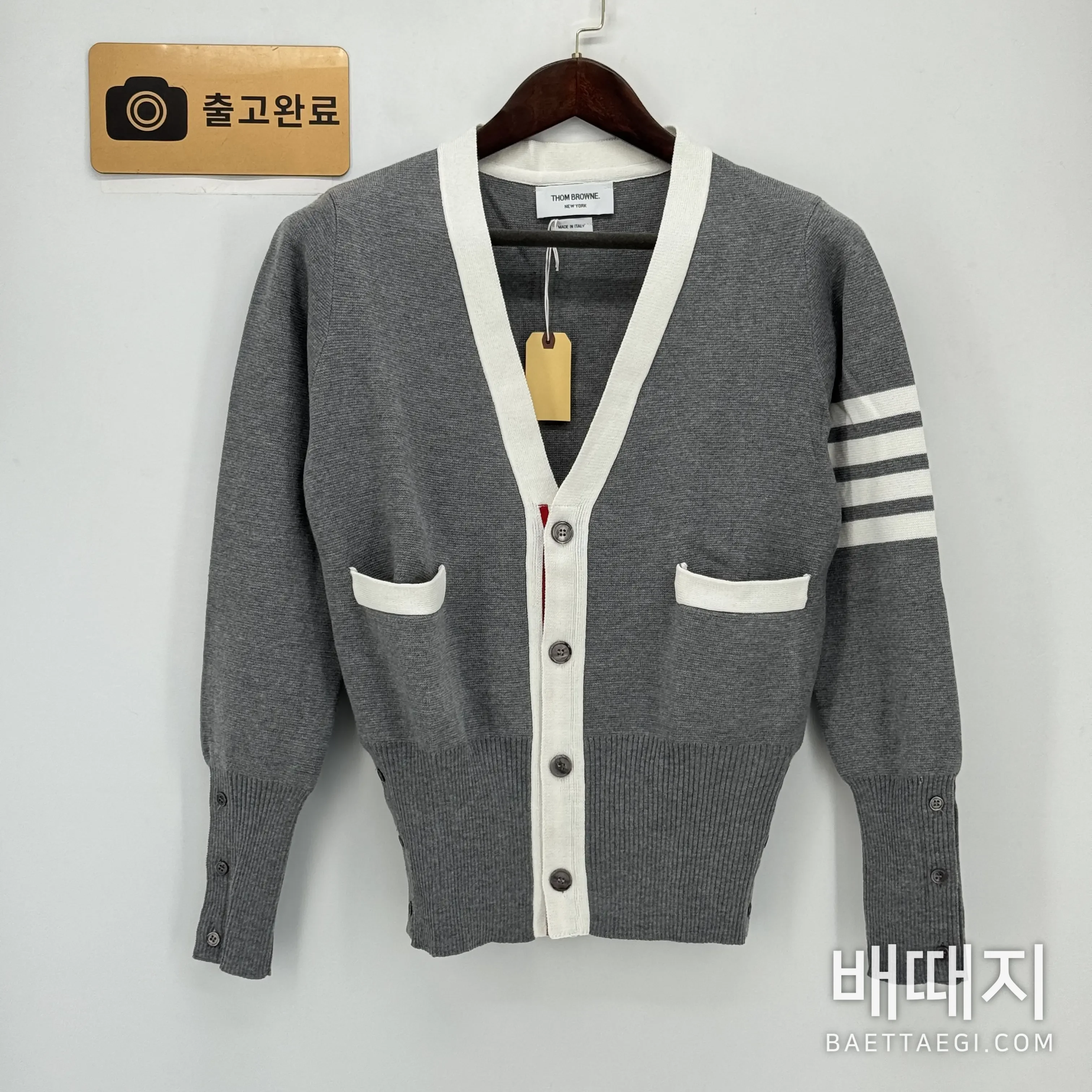 톰브라운 컬러블록 울 V넥 가디건 159481 검수사진 1