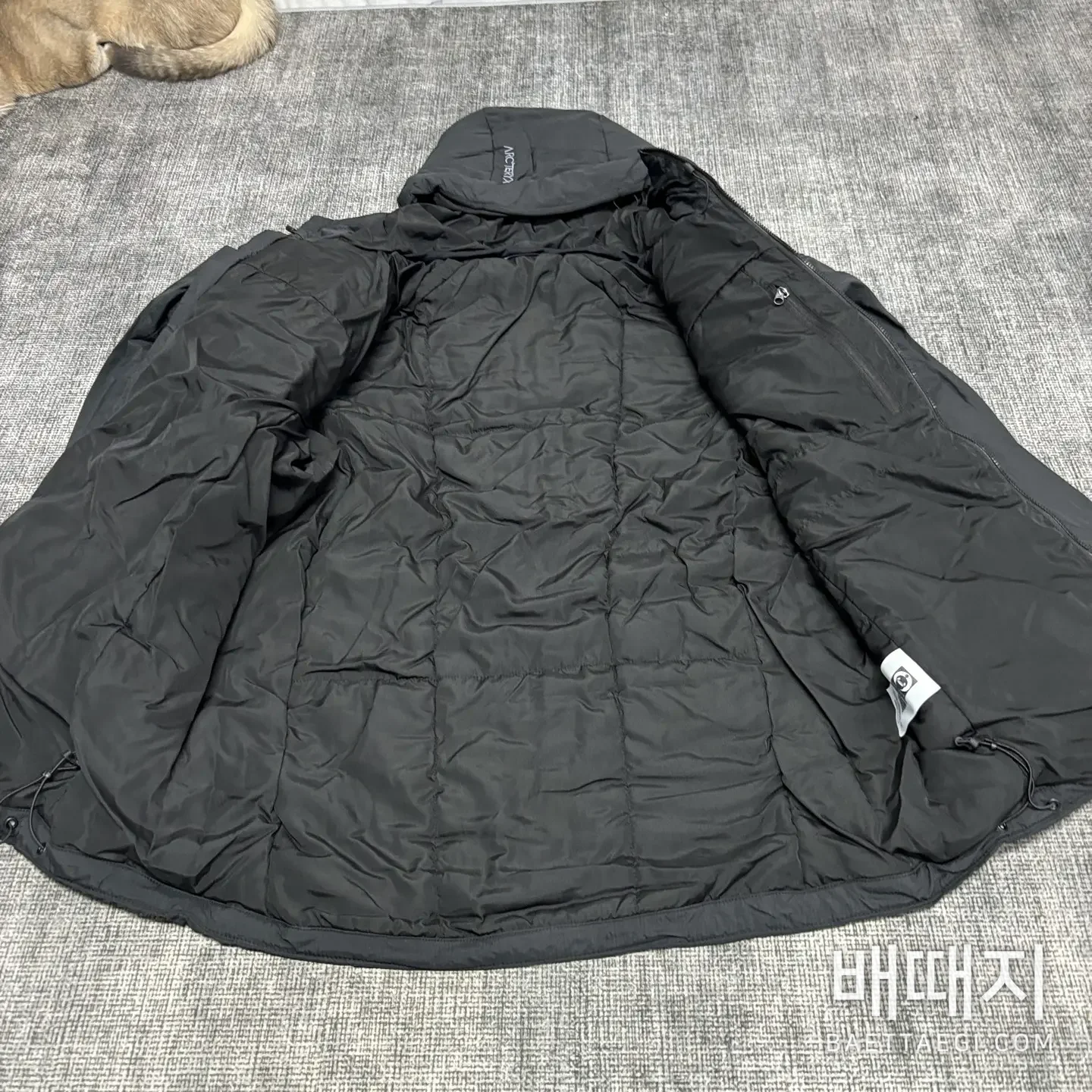 아크테릭스 [TZ] 아톰 LT 후디 2.0 블랙 200179 Arc'teryx Atom LT Hoodie 2.0 검수사진 5