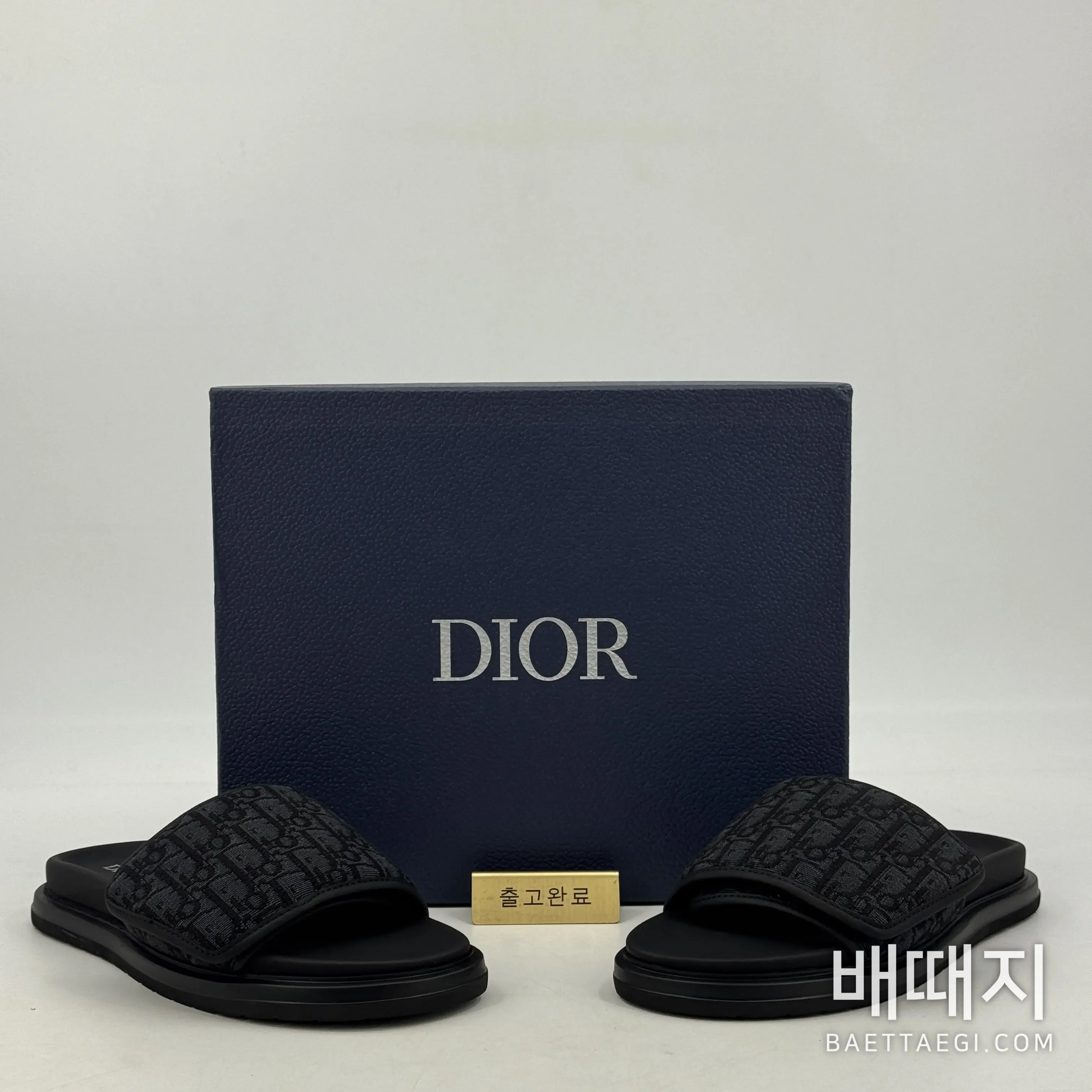 디올 모노그램 남성용 캐주얼 슬리퍼 102379 검수사진 1