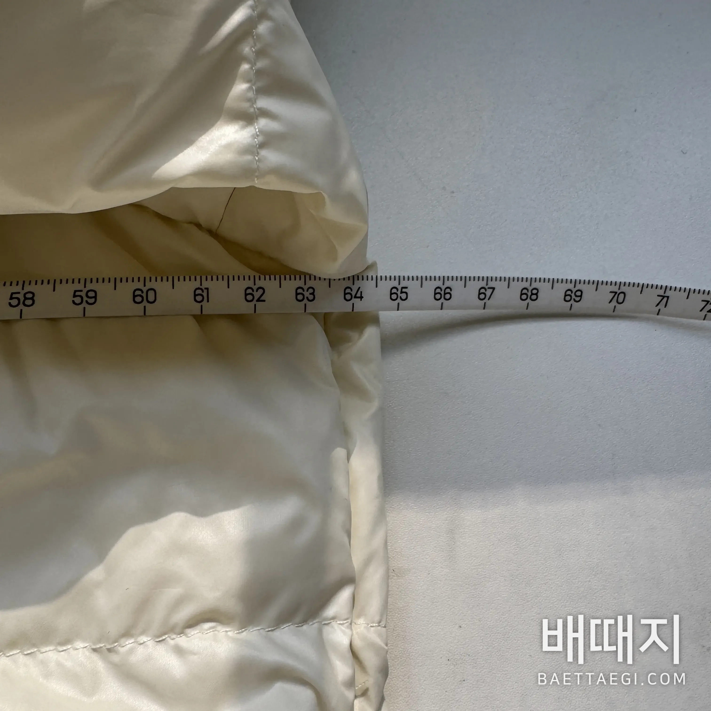 몽클레르 남성 다운 패딩 점퍼 204686 검수사진 8