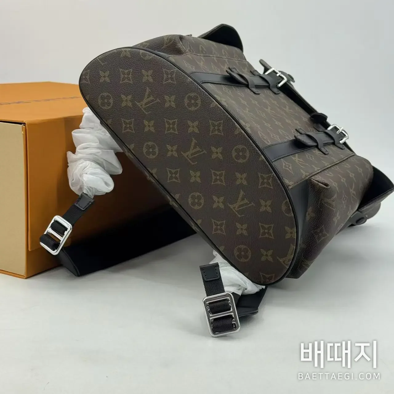 루이비통 크리스토퍼 MM 백팩 M43735 검수사진 5