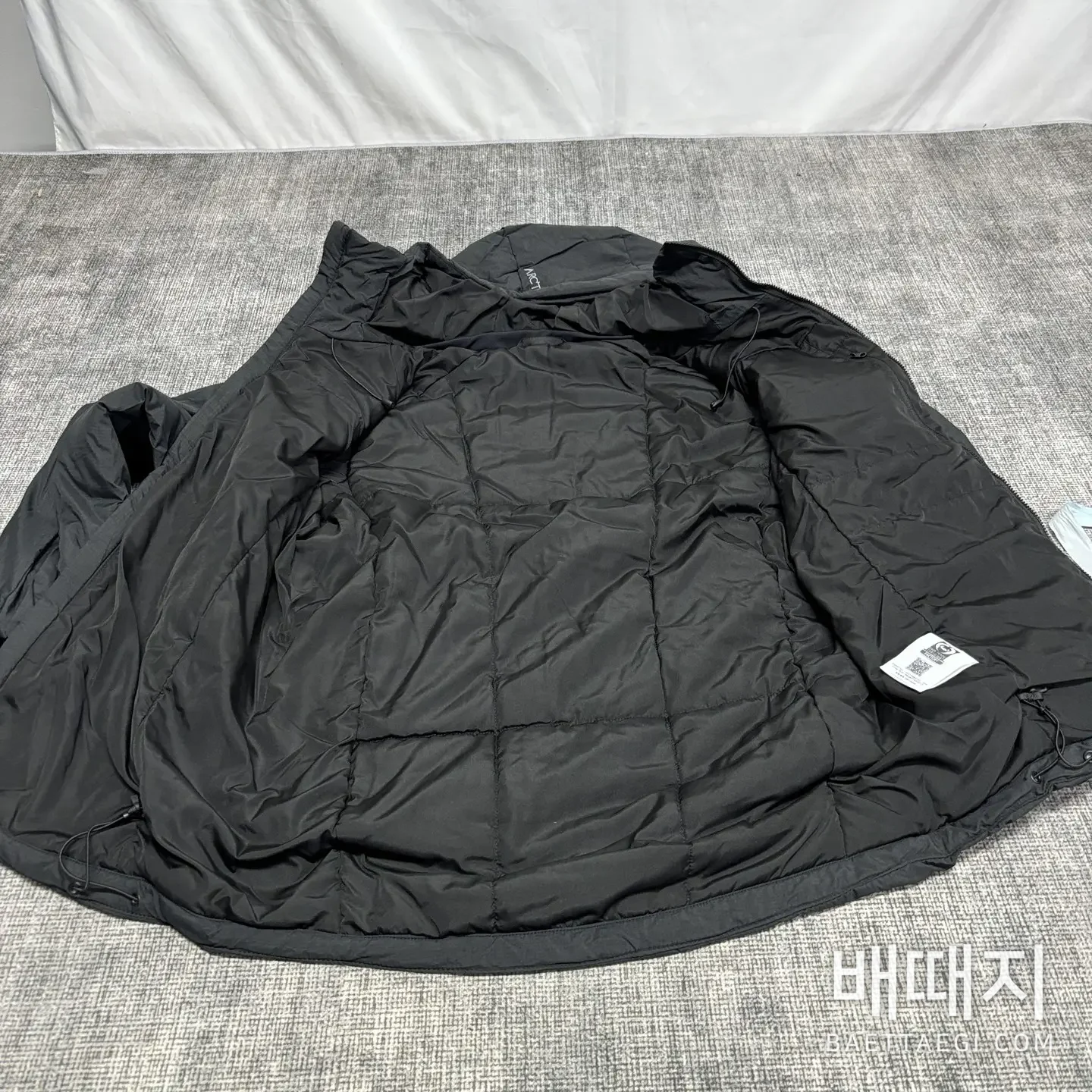 아크테릭스 [TZ] 아톰 LT 후디 2.0 블랙 200179 Arc'teryx Atom LT Hoodie 2.0 검수사진 5