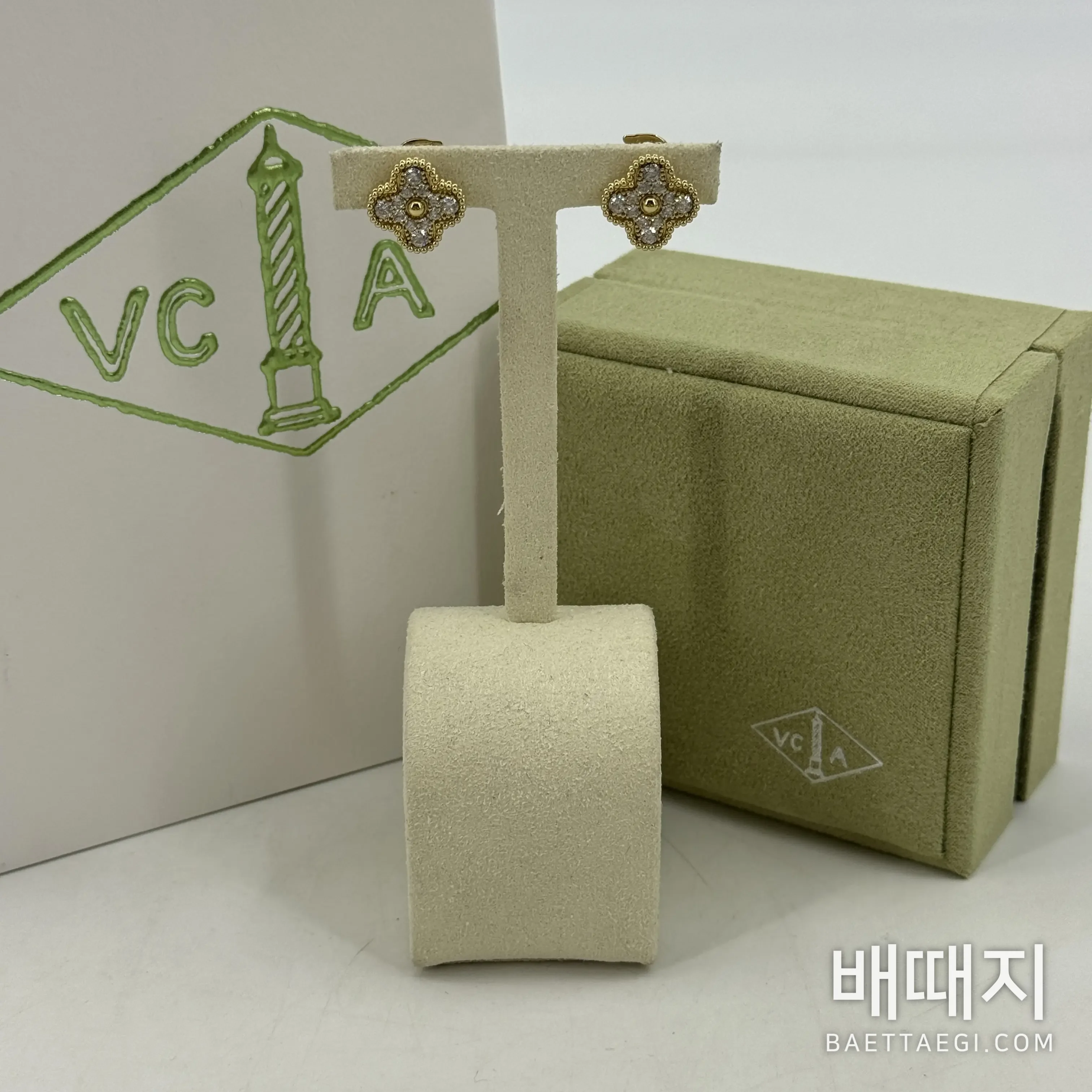 반클리프앤아펠 빈티지 알함브라 다이아몬드 클립 귀걸이 178552 검수사진 2