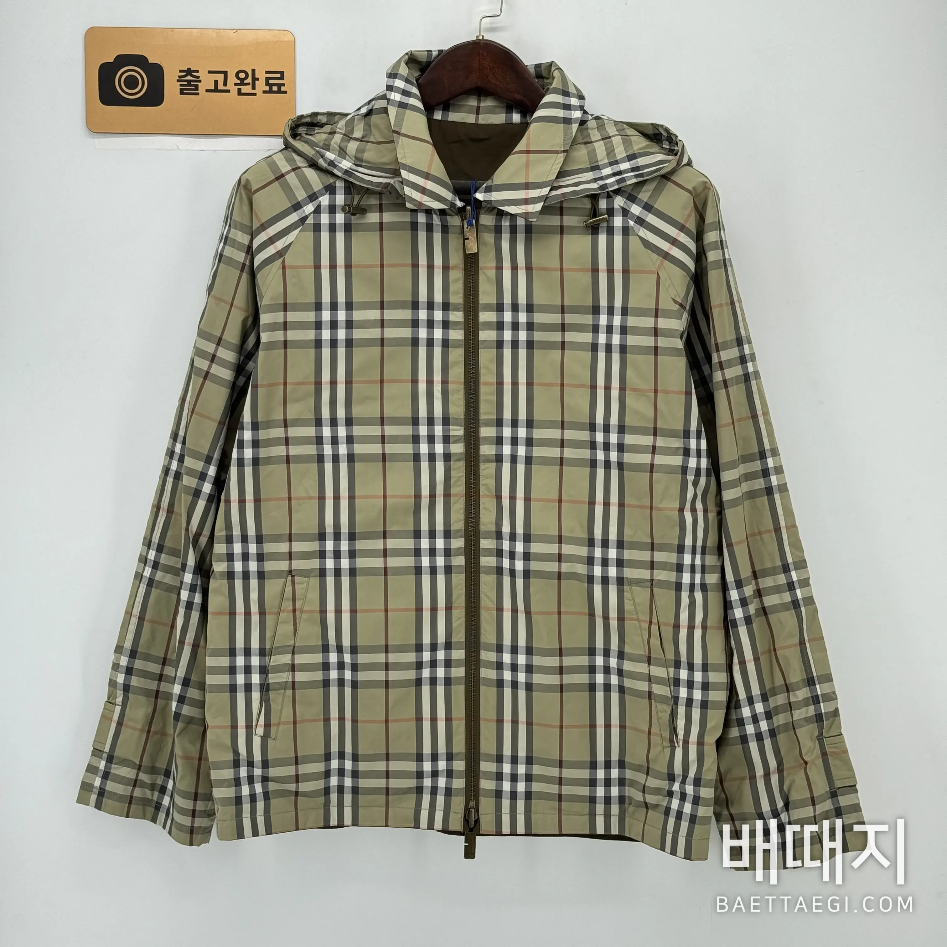 버버리 리버시블 메탈 로고 남성 자켓 139224 검수사진 1