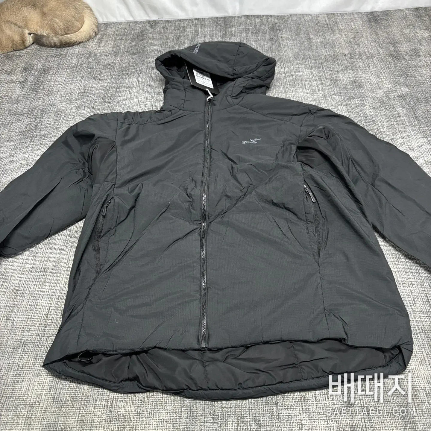 아크테릭스 [TZ] 아톰 LT 후디 2.0 블랙 200179 Arc'teryx Atom LT Hoodie 2.0 검수사진 1