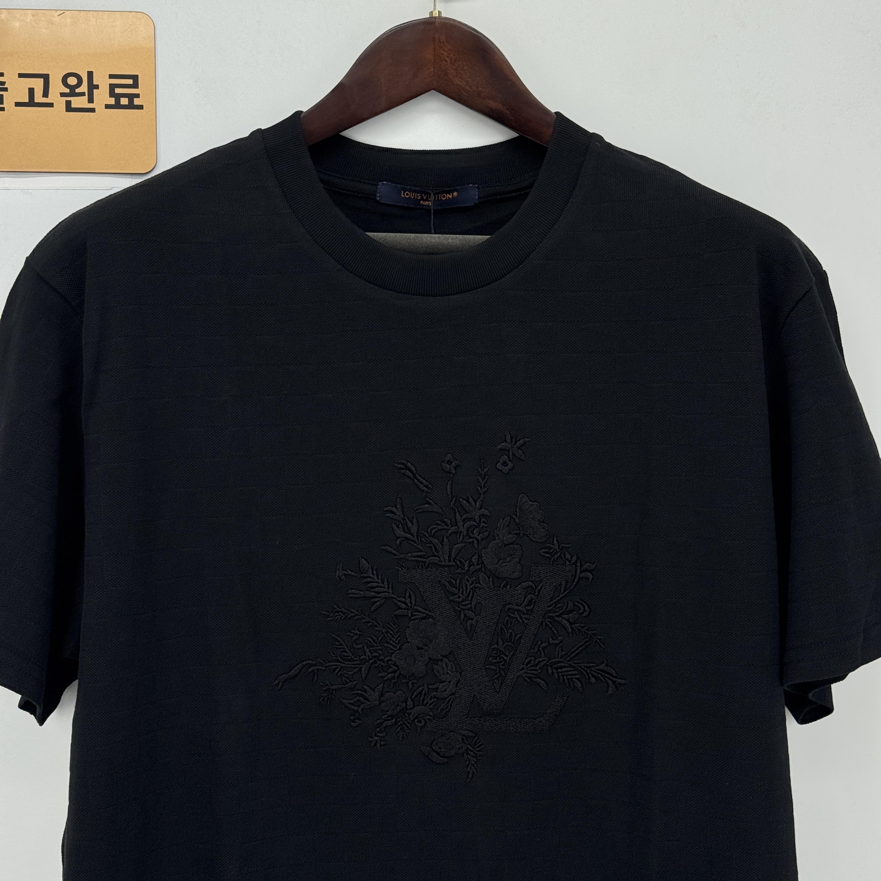 루이비통 부케 자수 로고 남성 반팔 티셔츠 100697 검수사진 7