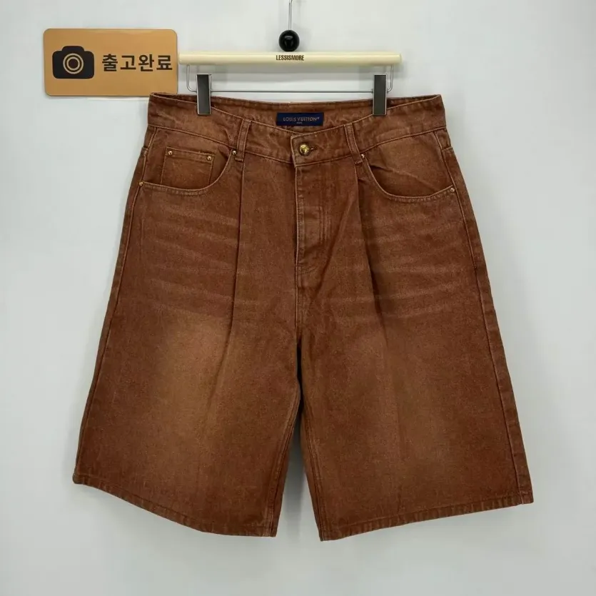 루이비통 남성 반바지 100639 Louis Vuitton Shorts / 색상: 브라운 / 사이즈: L사이즈 허리 34
