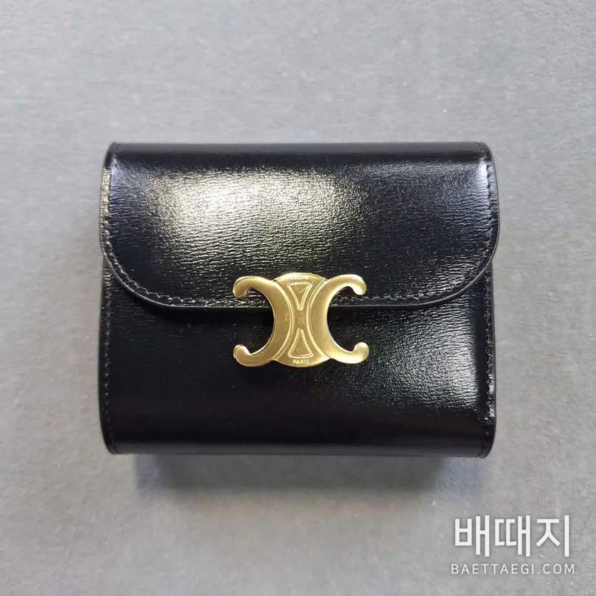 셀린느 특대 모노그램 지갑 100782