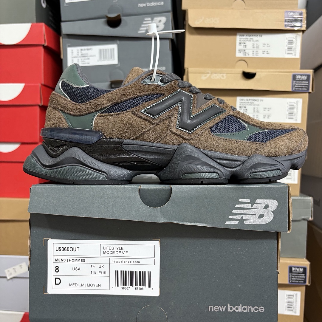뉴발란스 [C] 9060 브라운 U9060OUT 202099 New Balance 9060