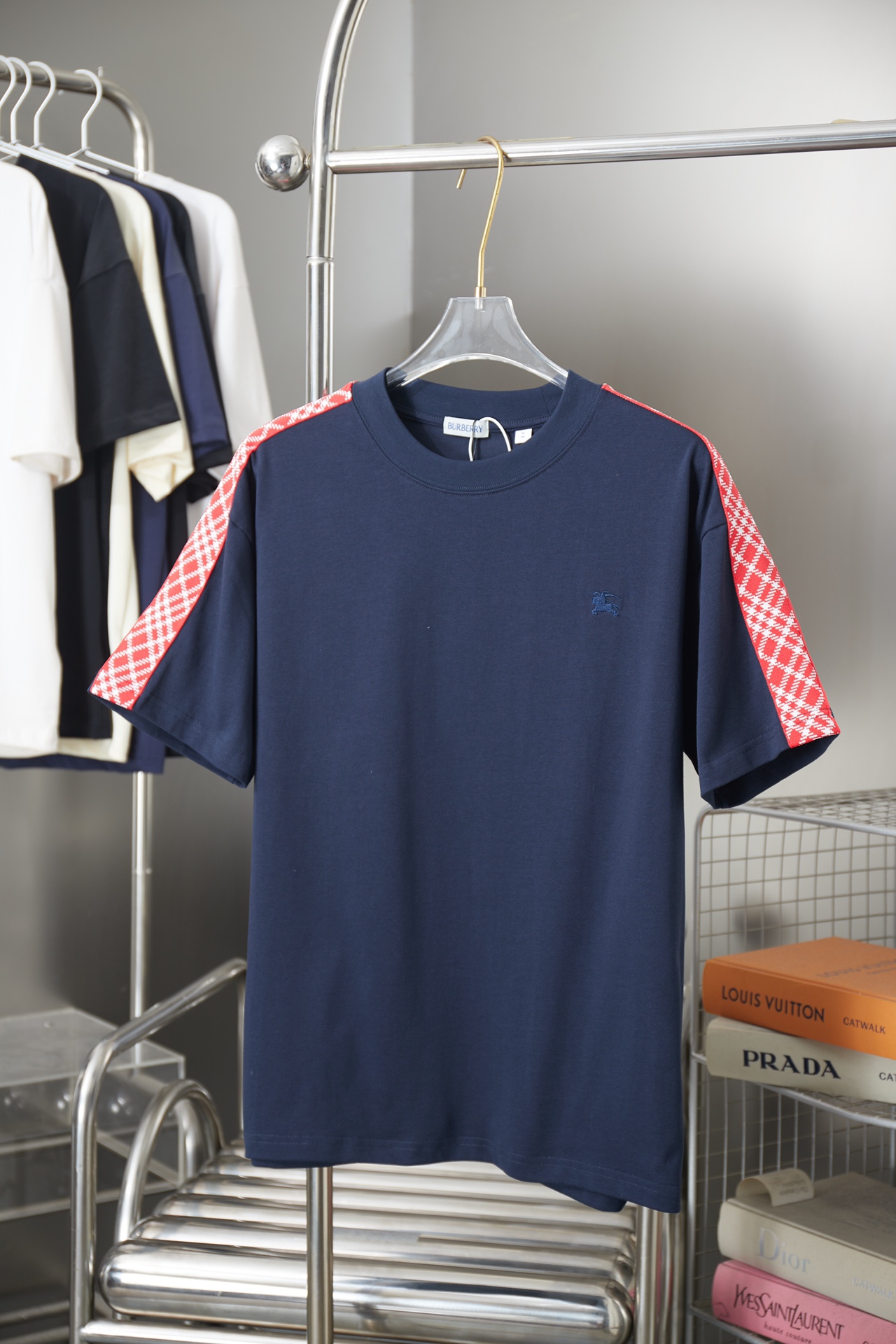 버버리 26SS 남성 반팔 103166 Burberry T Shirt