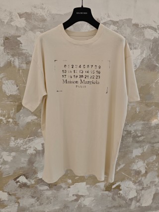 마르지엘라 로고 프린트 코튼 반팔 티셔츠 1038 Maison Margiela T Shirt
