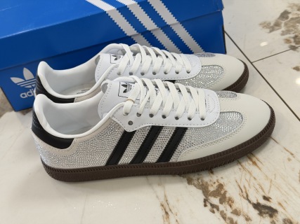 아디다스 신발 105830 Adidas Shoes