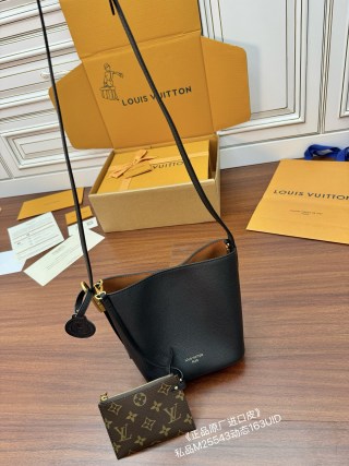 루이비통(듀티) M25543 가방 Louis Vuitton Bag