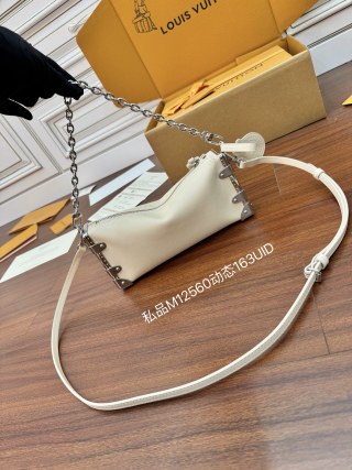 루이비통(듀티) M12560 가방 Louis Vuitton Bag