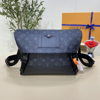 루이비통 모노그램 에클립스 스몰 메신저백 109443