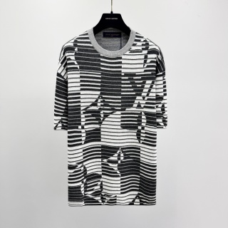 루이비통 남성 반팔 114056 Louis Vuitton T Shirt
