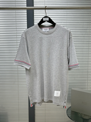 톰브라운 남성 반팔 126235 Thom Browne T Shirt