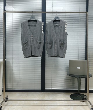 톰브라운 남성 반팔 126381 Thom Browne T Shirt