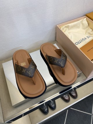 루이비통 신발 129596 Louis Vuitton Shoes