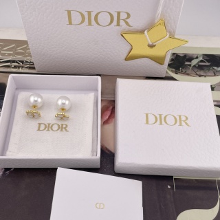 디올 귀걸이 130887 Dior Earrings