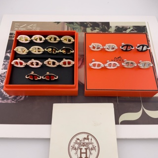 에르메스 귀걸이 130897 Hermes Earrings