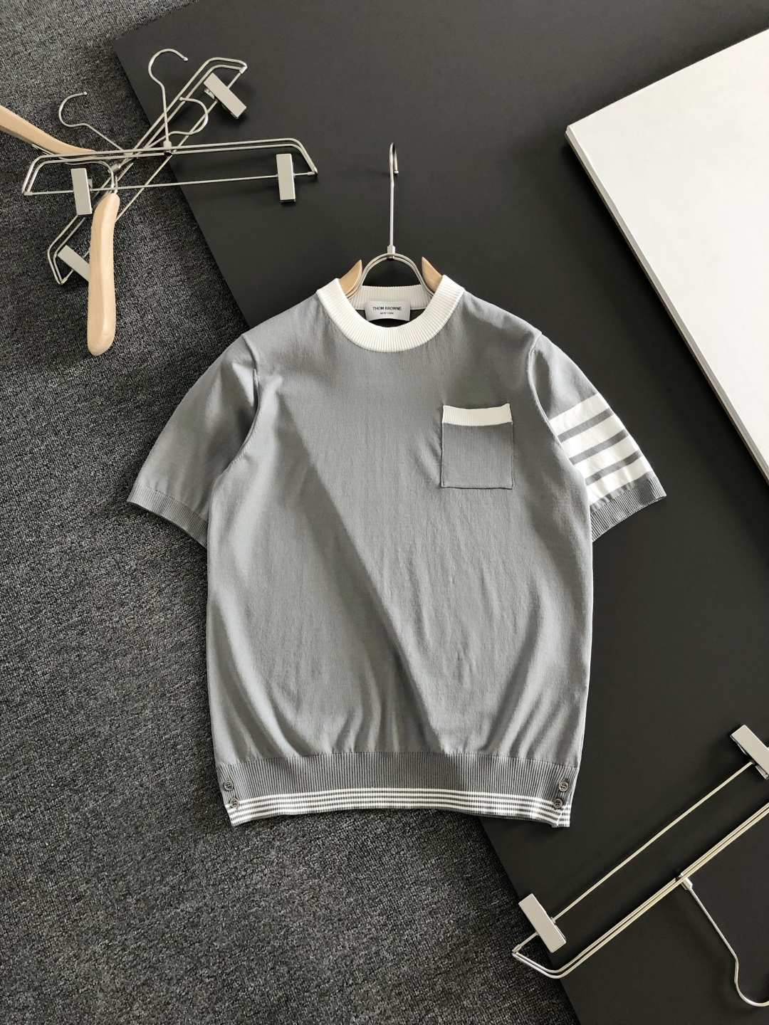 톰브라운 2026SS 남성 반팔 131795 Thom Browne T Shirt