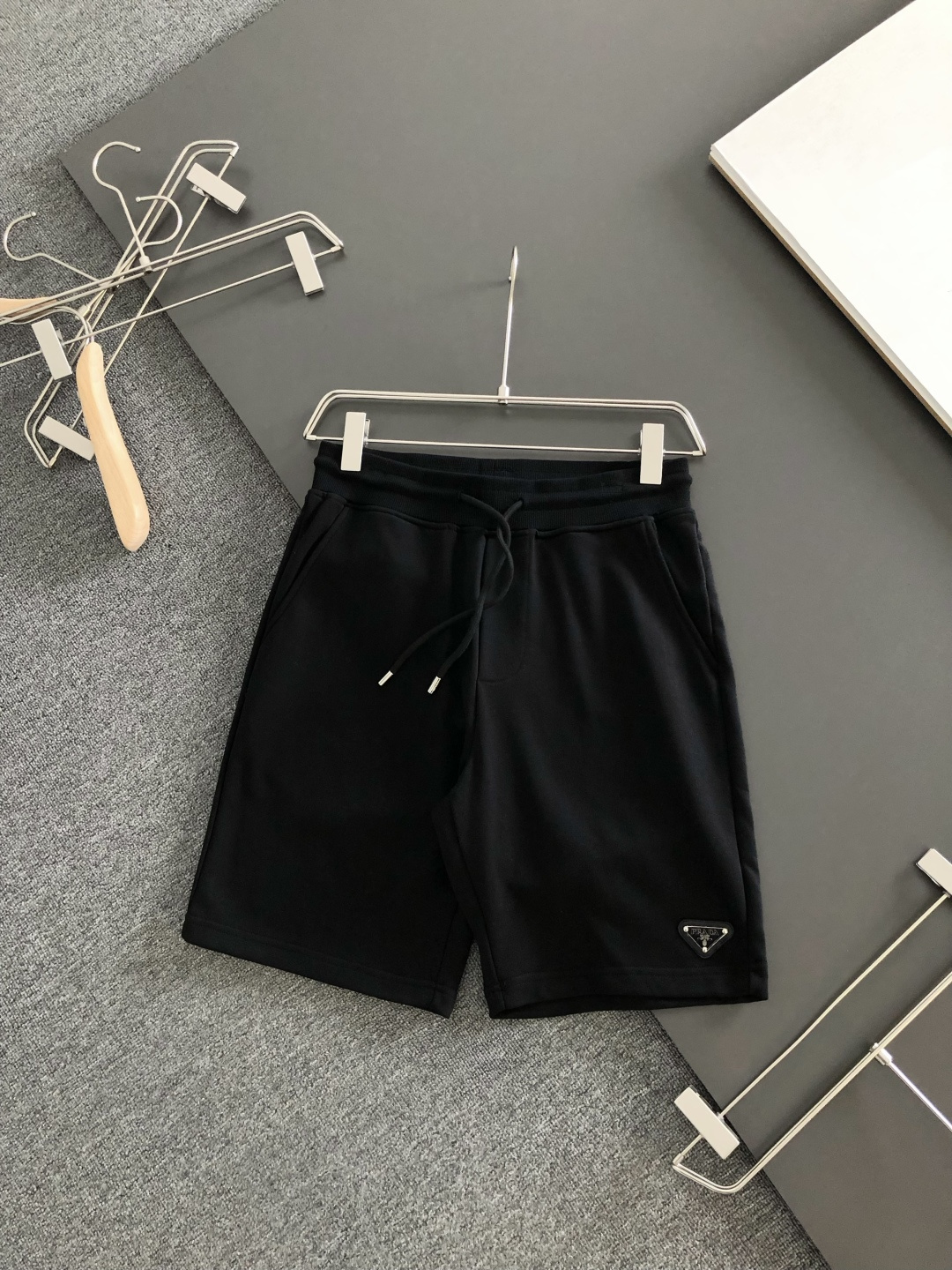 프라다 2026SS 남성 반바지 131806 Prada Shorts
